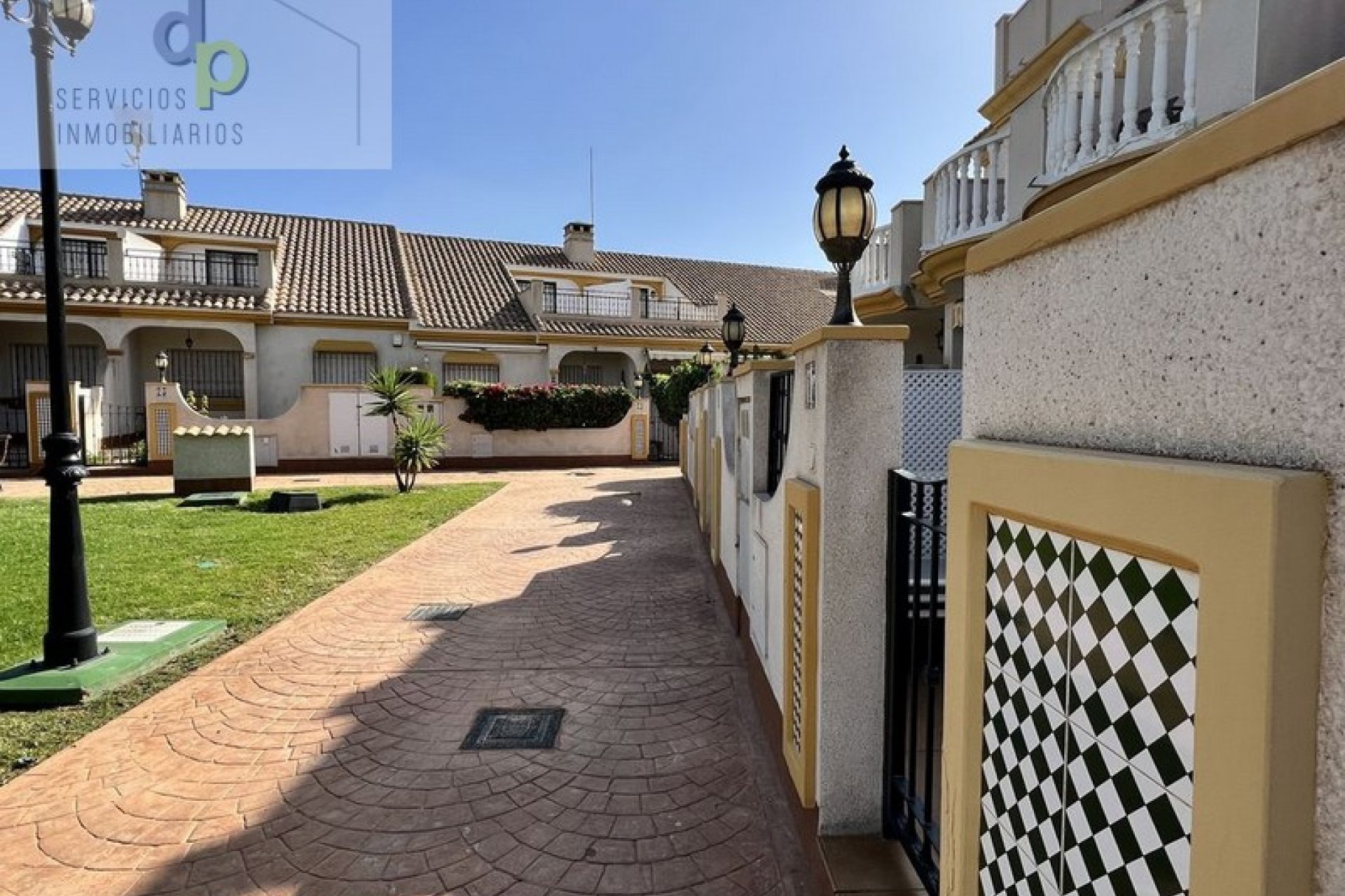 Resale - Townhouse -
Orihuela Costa - La Regia