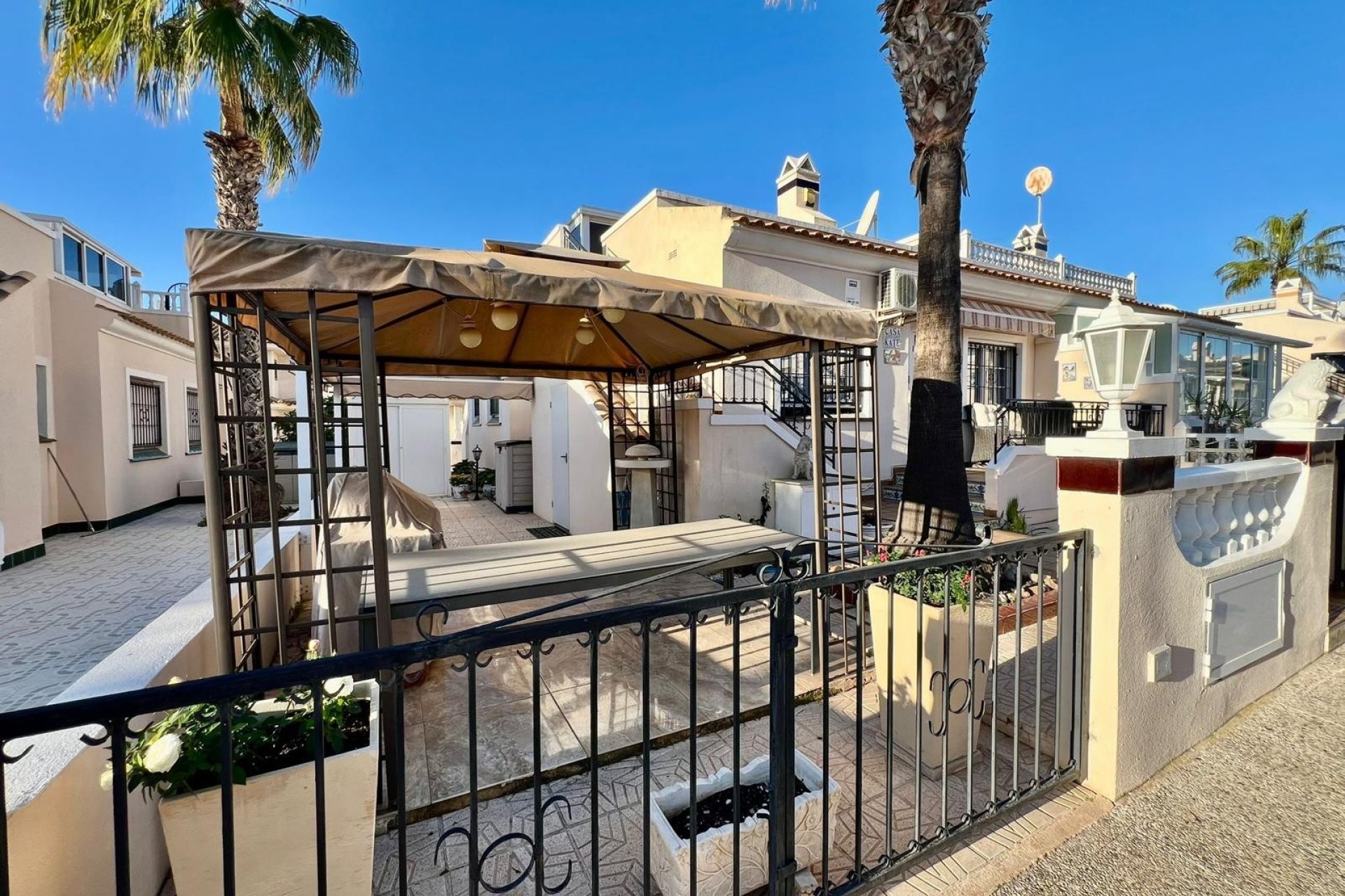 Resale - Townhouse -
Orihuela Costa - La Zenia