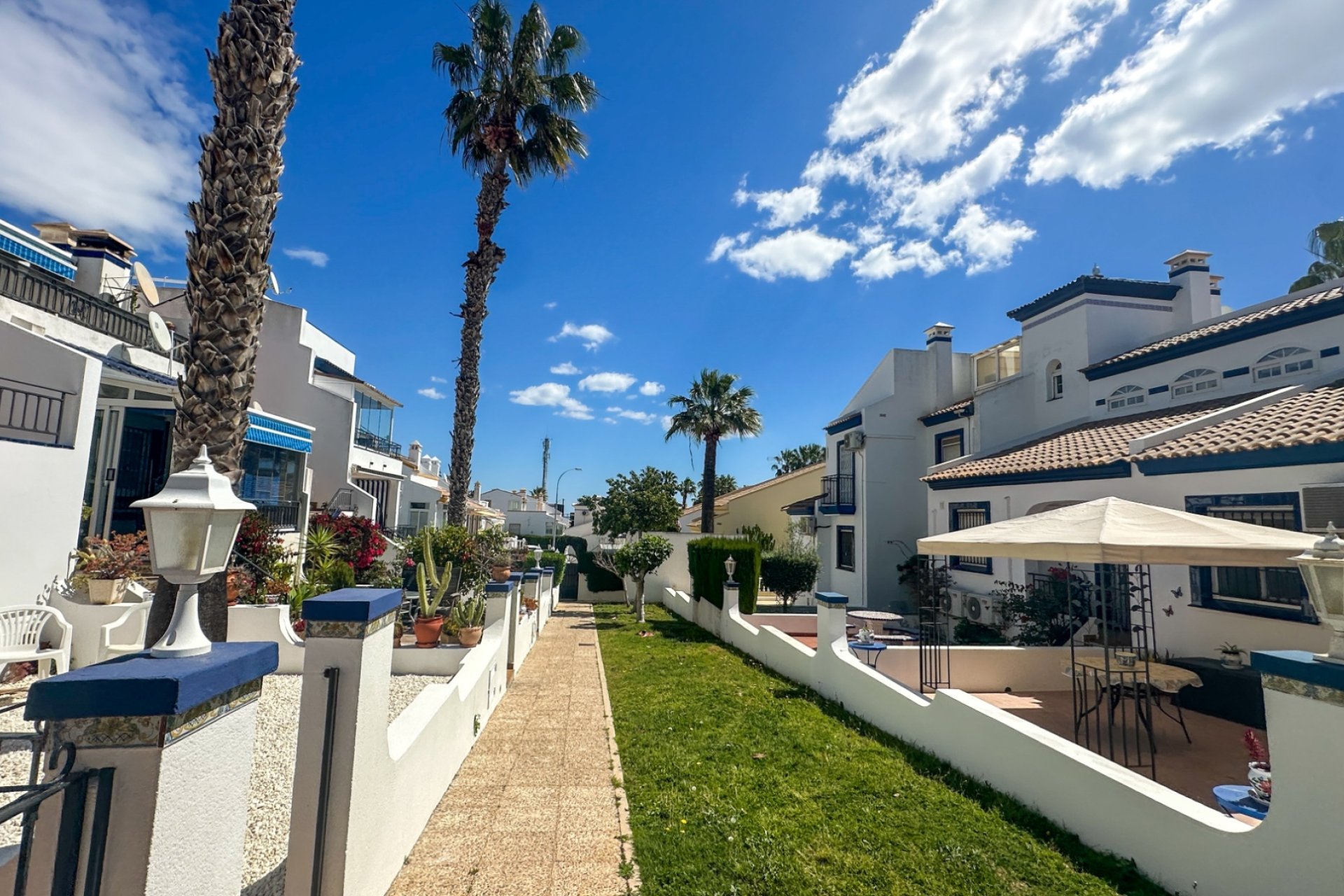 Resale - Townhouse -
Orihuela Costa - Los Dolses