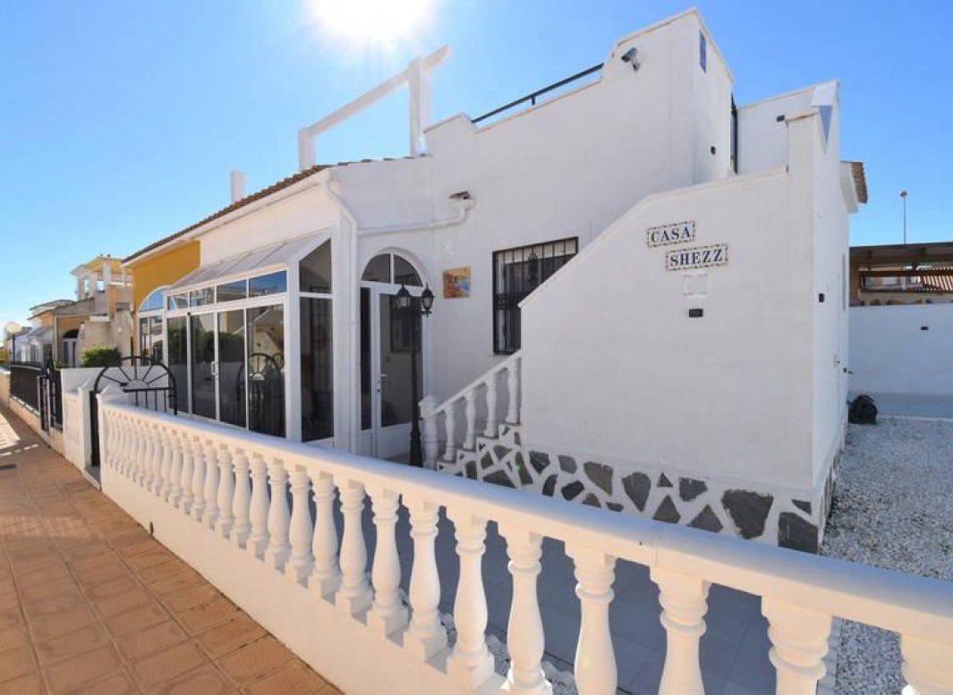 Resale - Townhouse -
Punta Prima