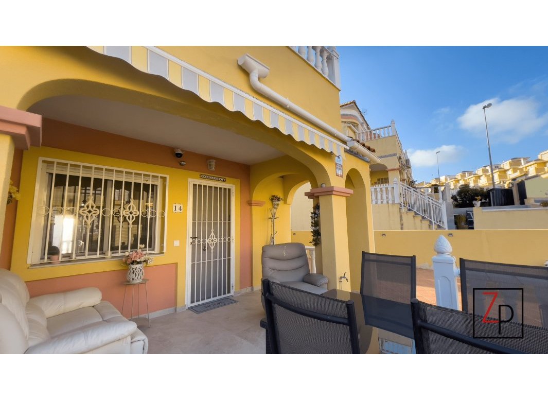 Resale - Townhouse -
San Miguel de Salinas - Blue Lagoon