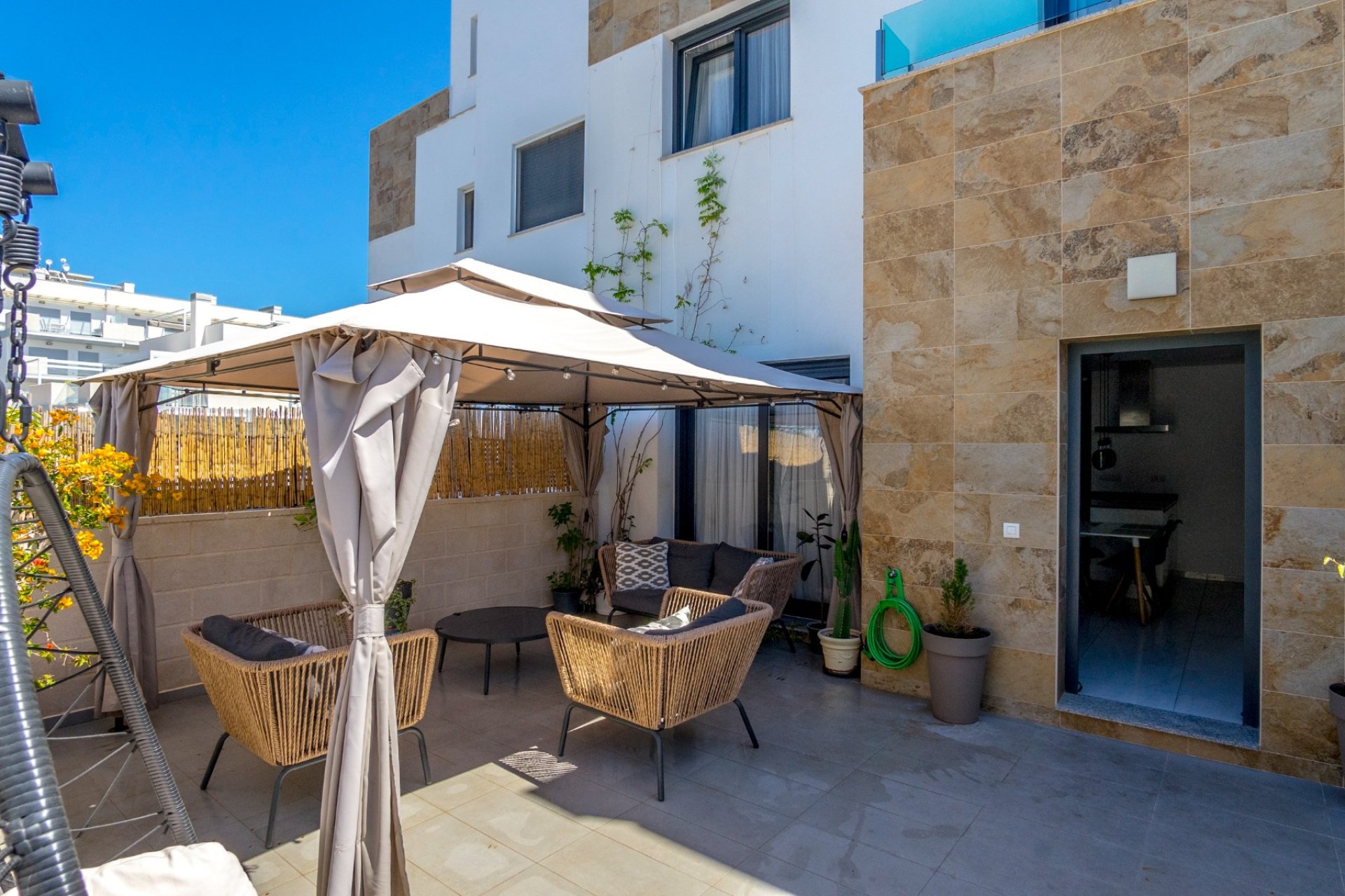 Resale - Townhouse / Terraced House -
Orihuela Costa - Las Filipinas