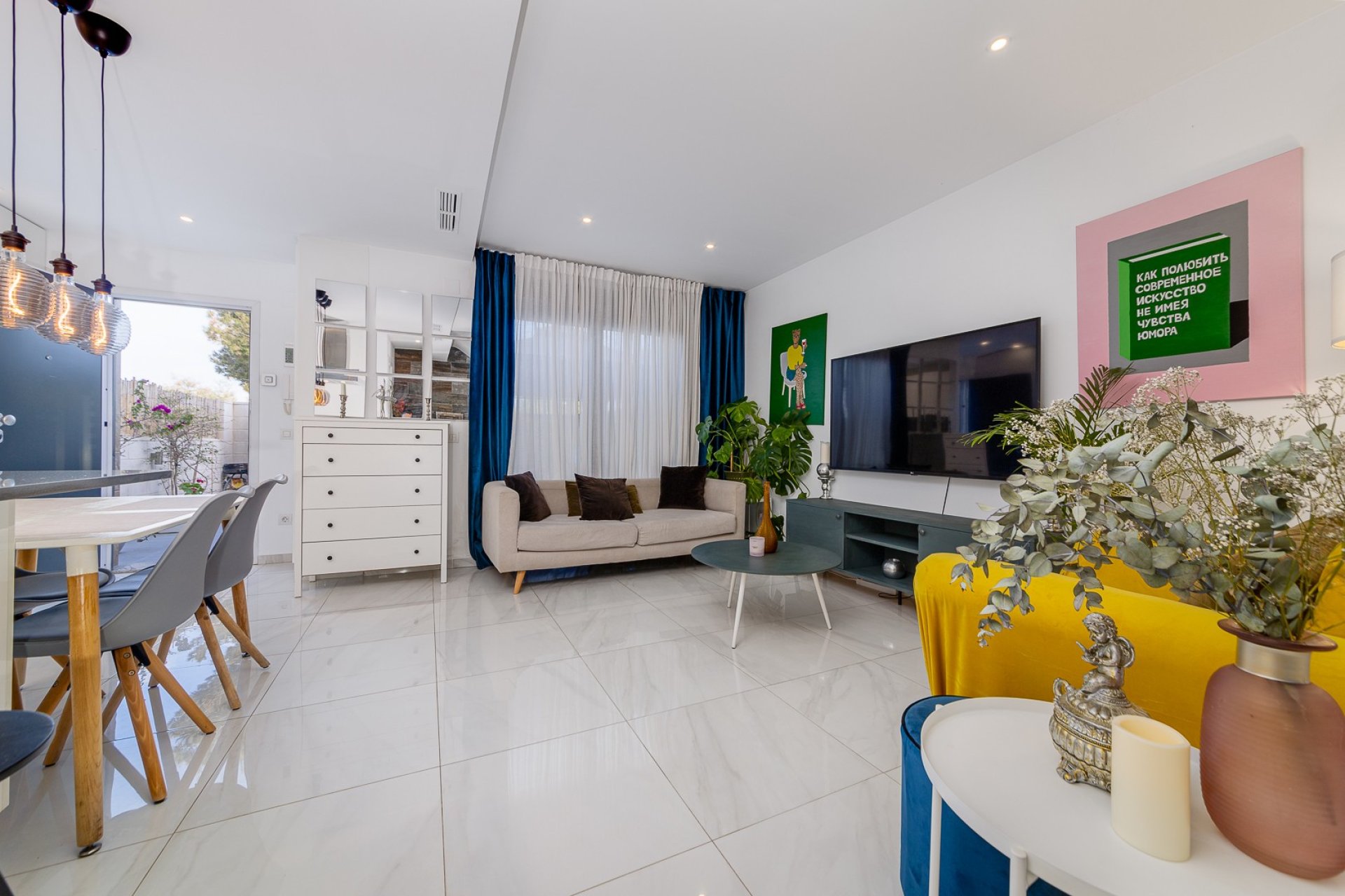 Resale - Townhouse / Terraced House -
Orihuela Costa - Las Filipinas