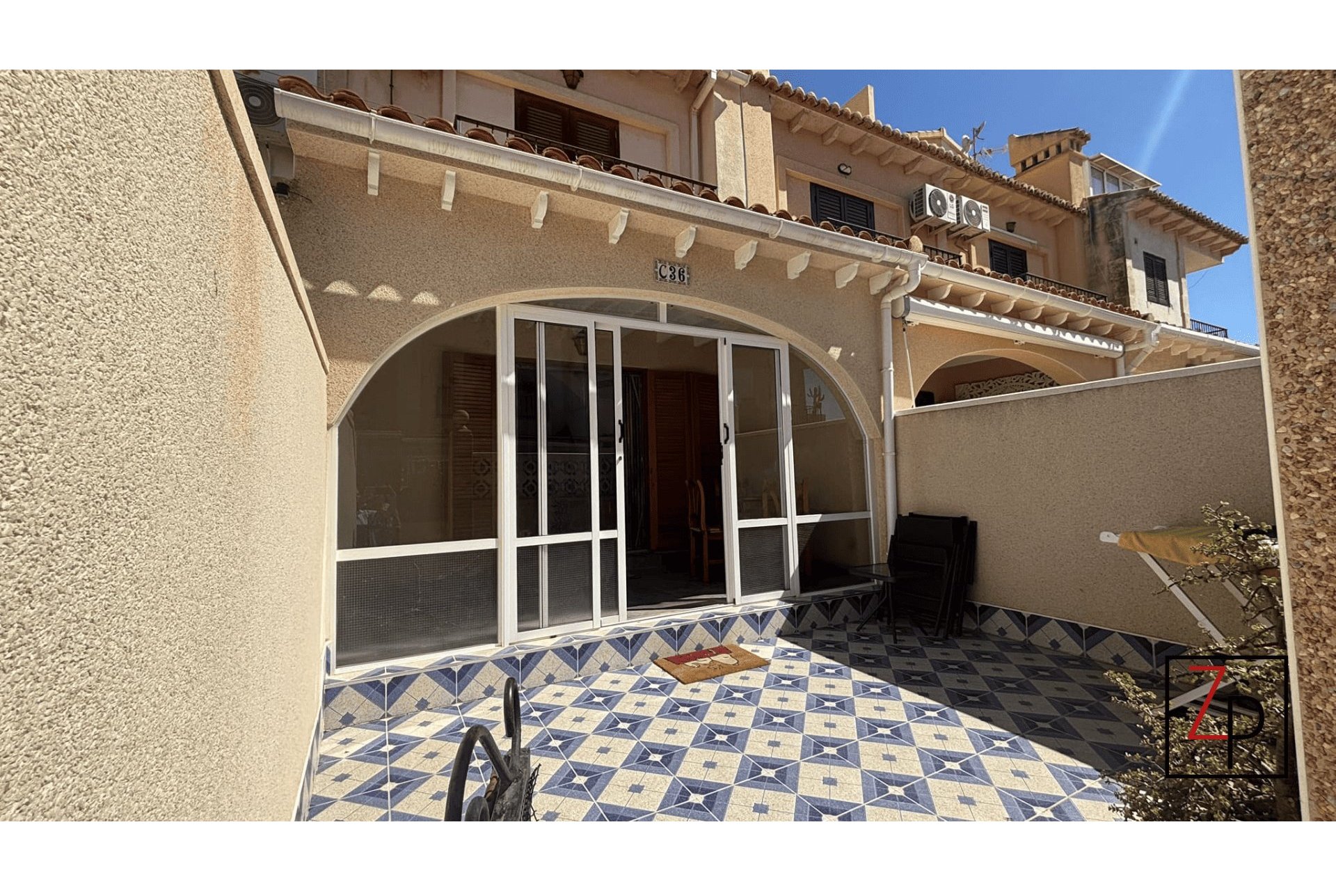 Resale - Townhouse -
Torrevieja - El Chaparral