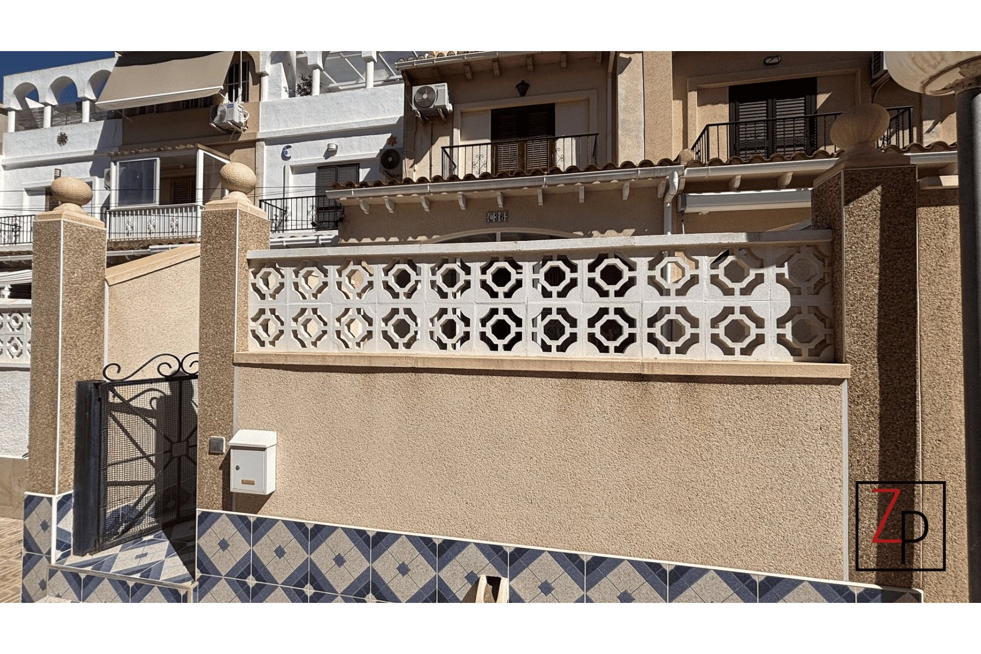 Resale - Townhouse -
Torrevieja - El Chaparral
