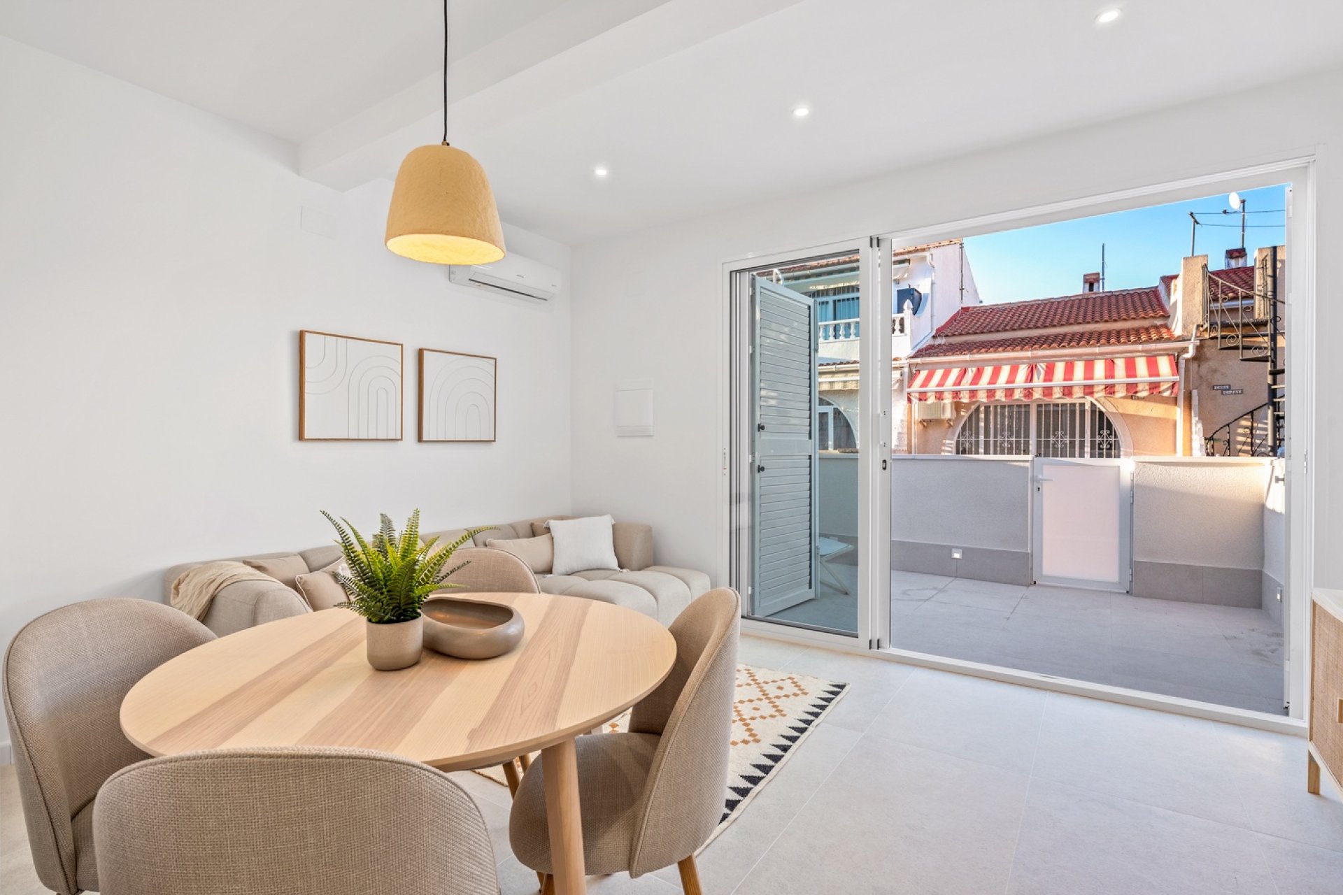 Resale - Townhouse -
Torrevieja - El Chaparral