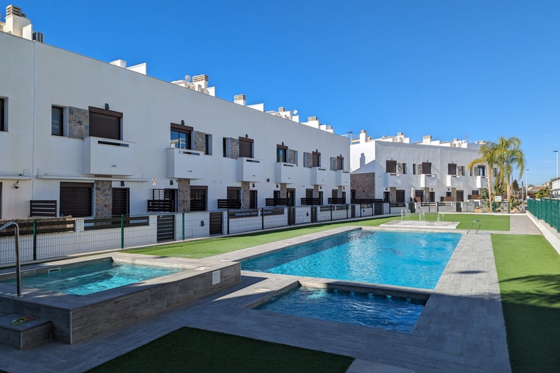 Resale - Townhouse -
Torrevieja - La Siesta - El Salado - Torreta