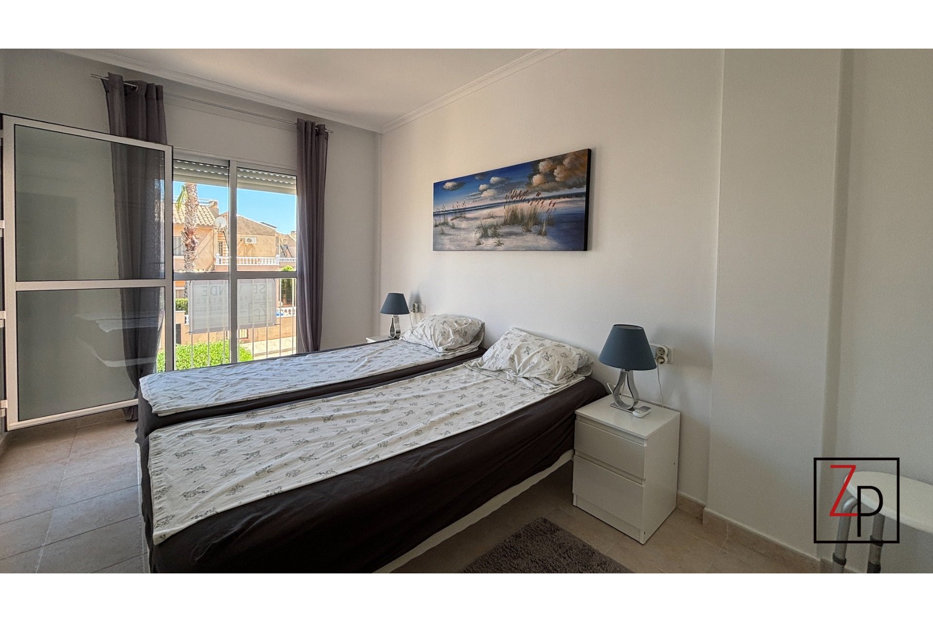 Resale - Townhouse -
Villamartín - PAU 8