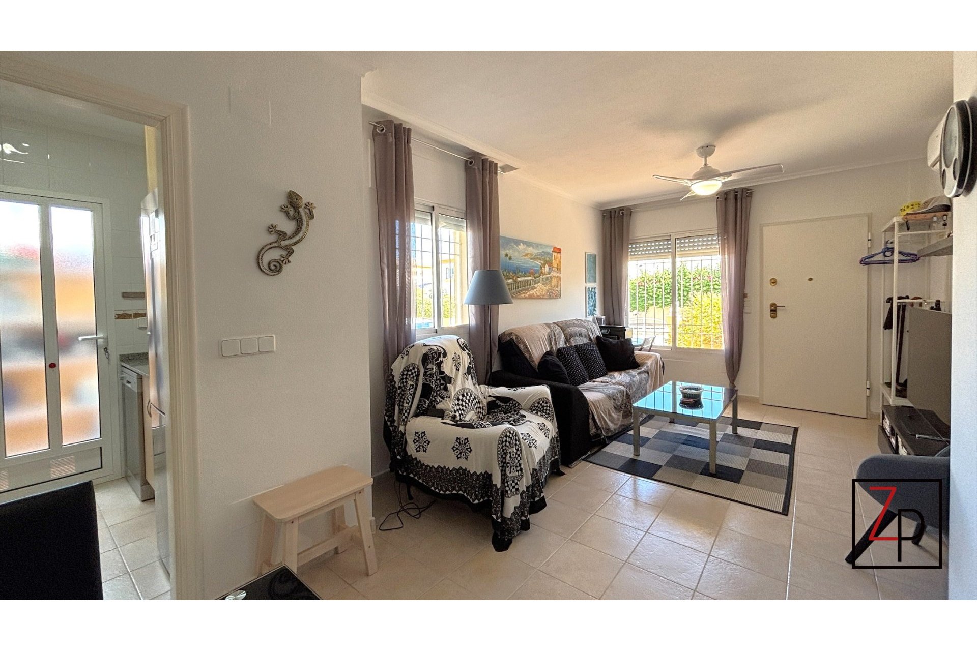 Resale - Townhouse -
Villamartín - PAU 8