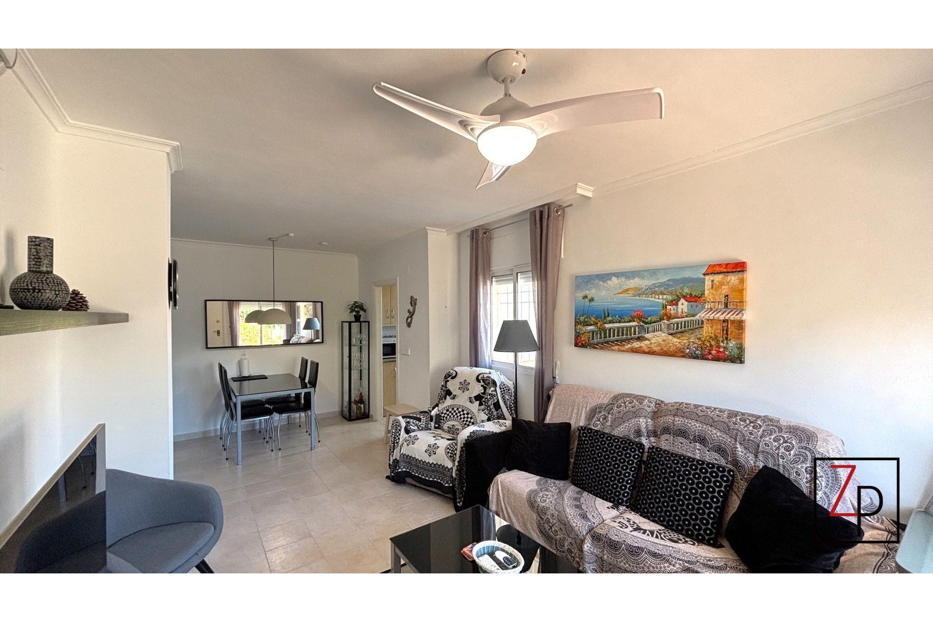 Resale - Townhouse -
Villamartín - PAU 8