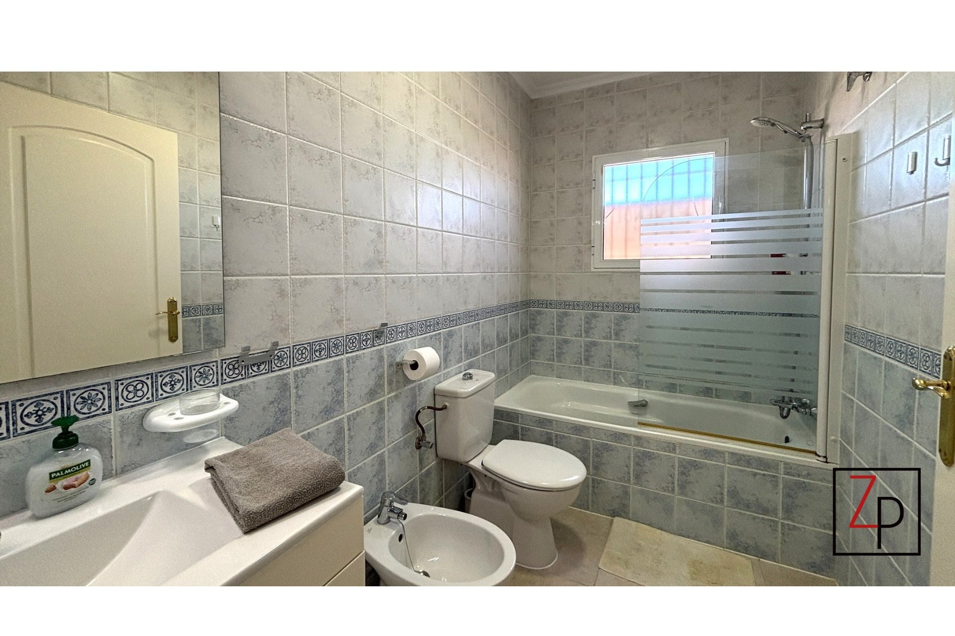 Resale - Townhouse -
Villamartín - PAU 8