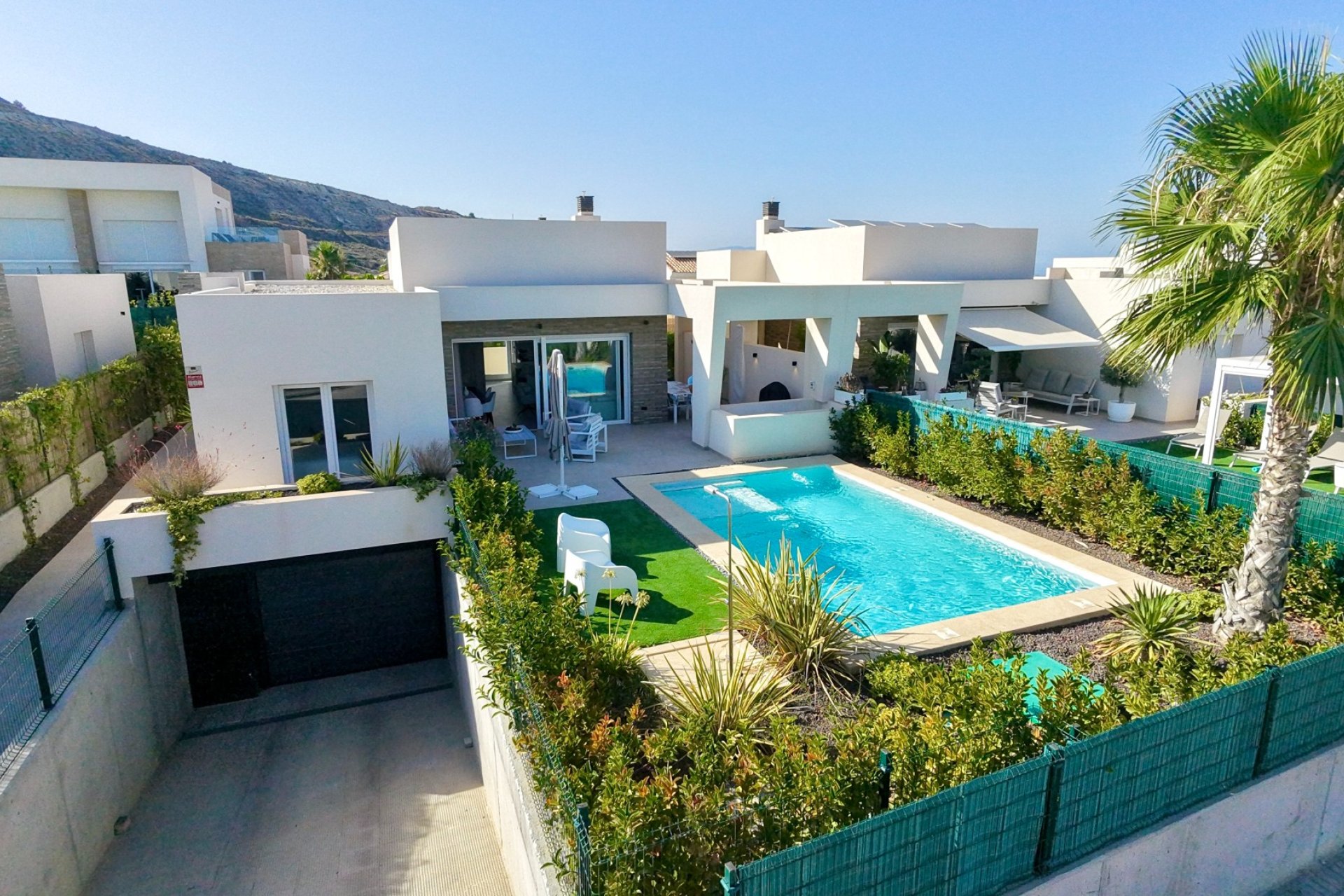 Resale - Villa -
3409 - La finca Golf