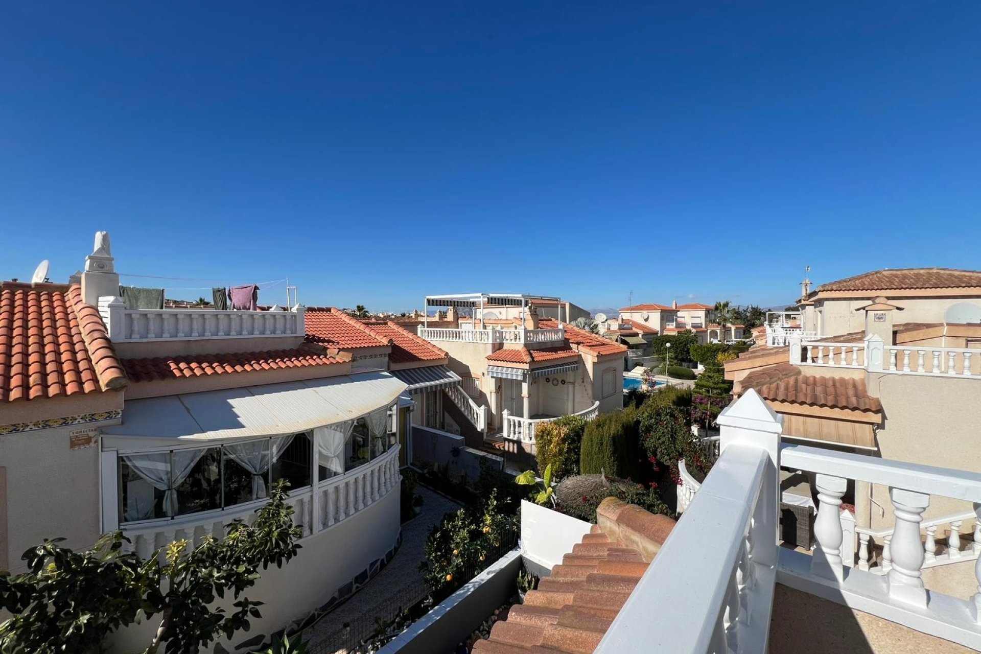 Resale - Villa -
3409 - La finca Golf