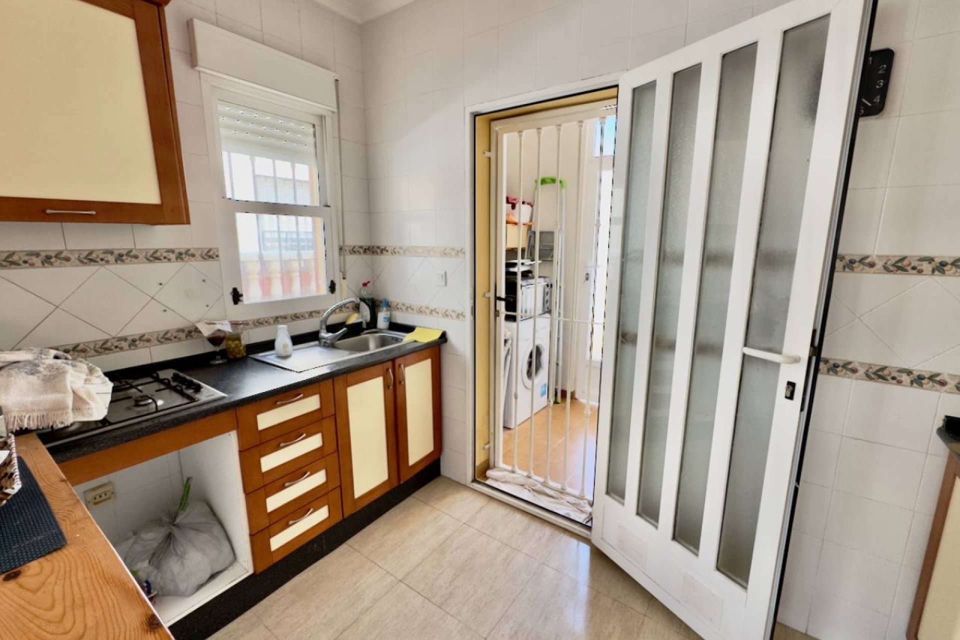 Resale - Villa -
3409 - Lo Crispin