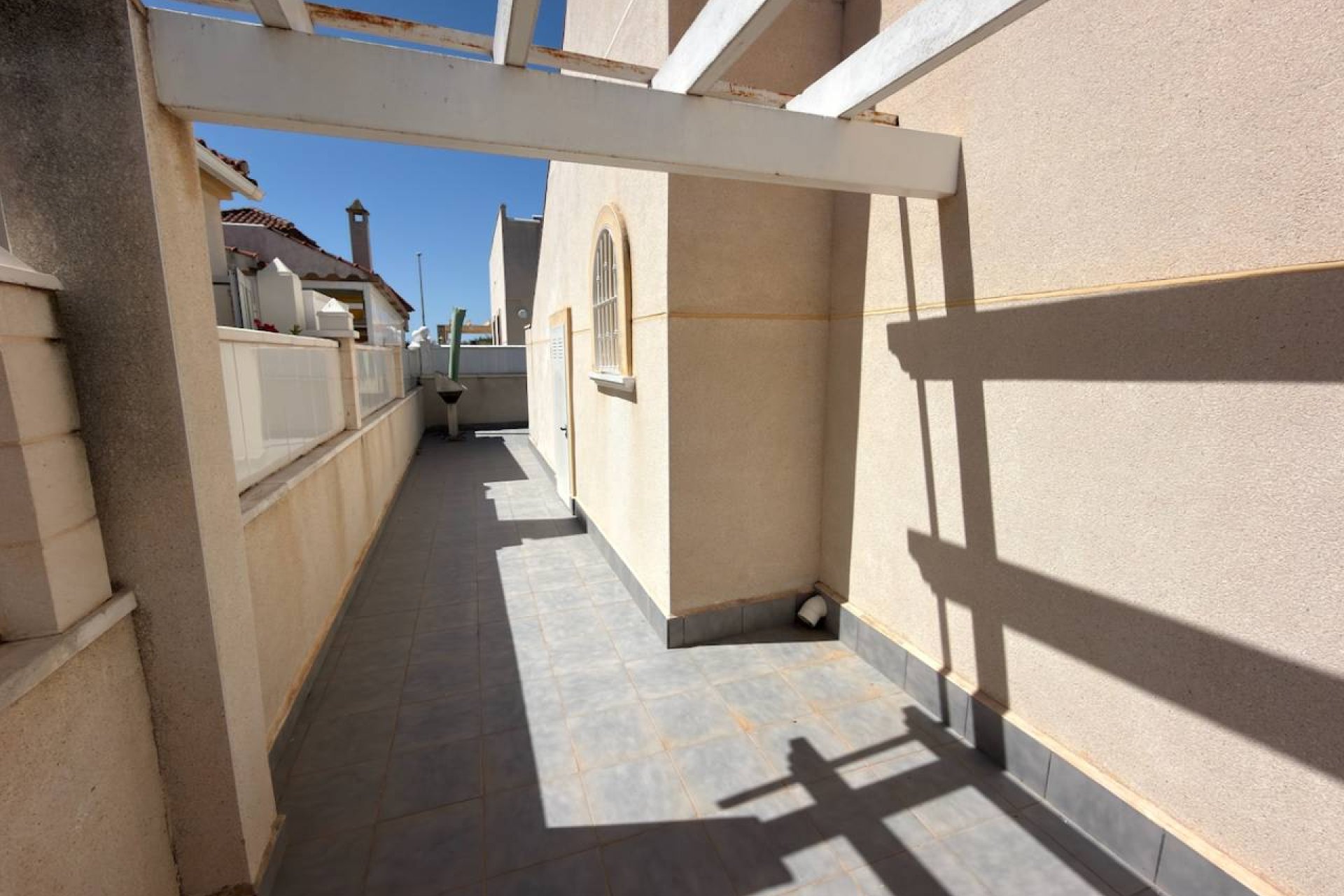 Resale - Villa -
3409 - Lo Crispin