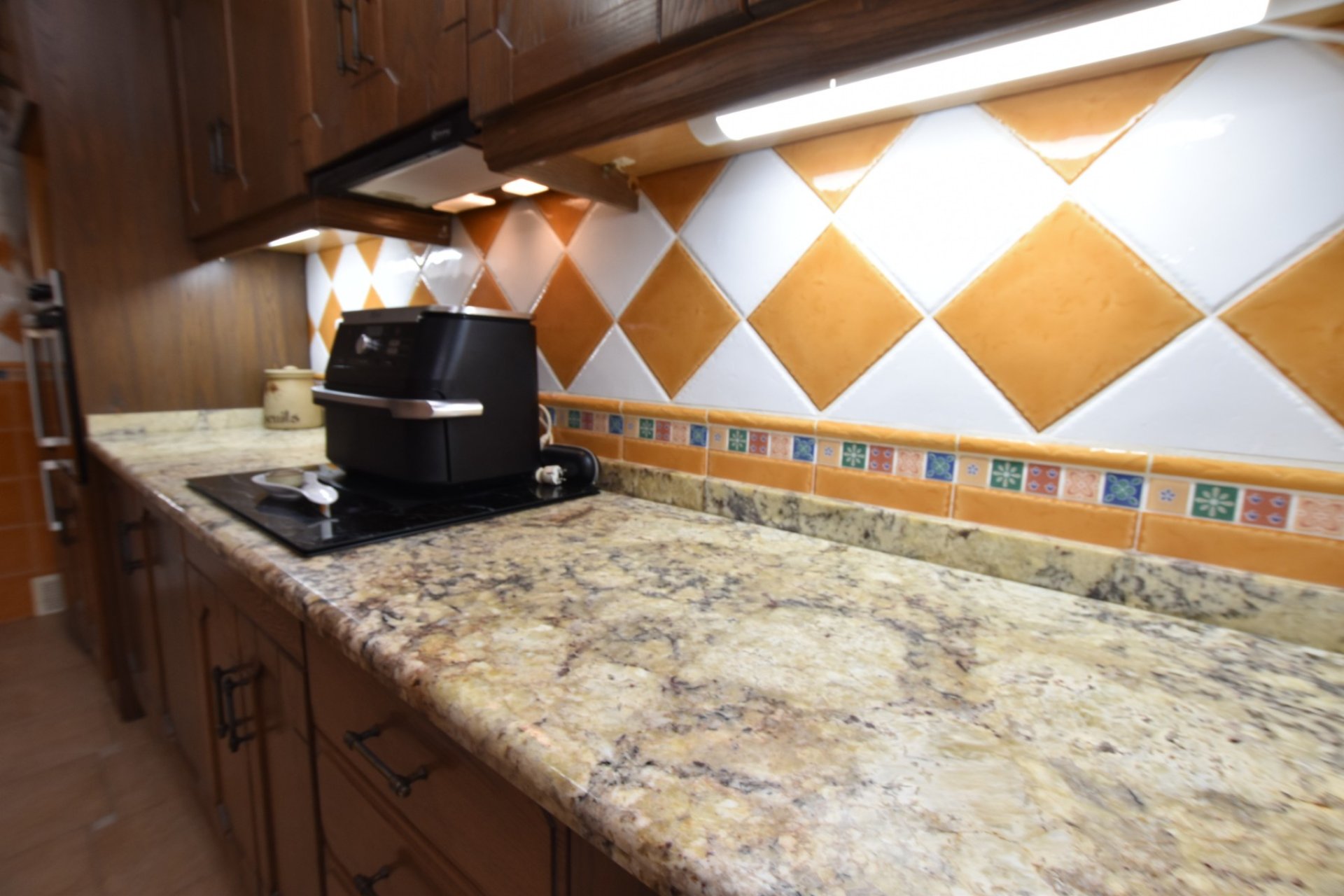 Resale - Villa -
3409 - Montemar