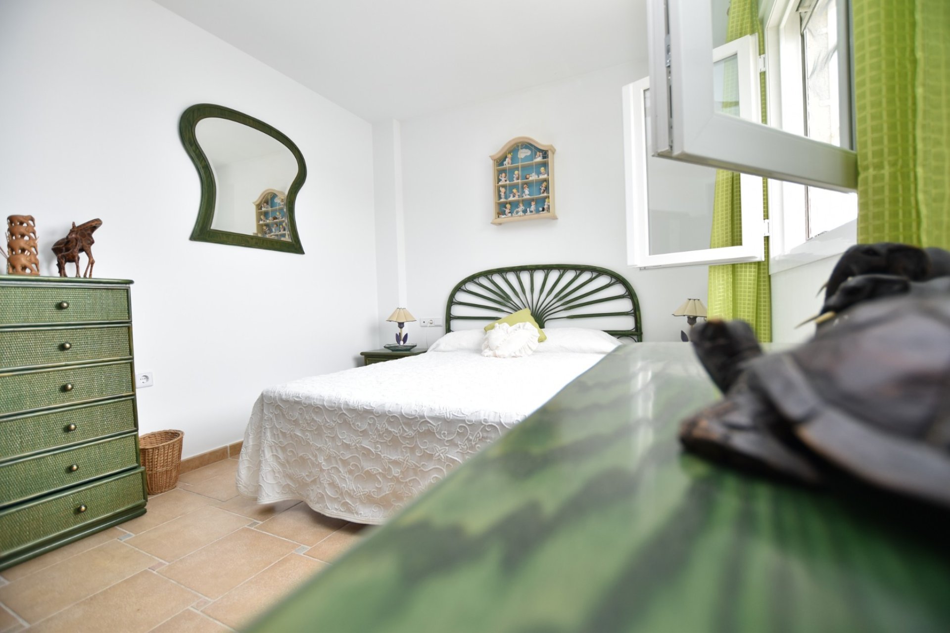 Resale - Villa -
3409 - Montemar