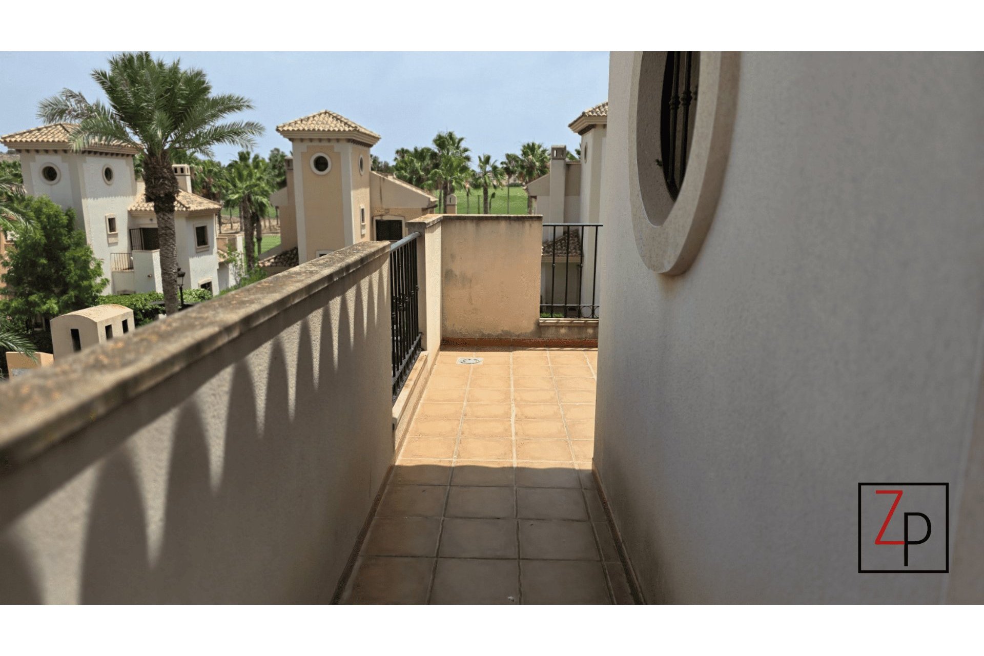 Resale - Villa -
Algorfa - La Finca Golf