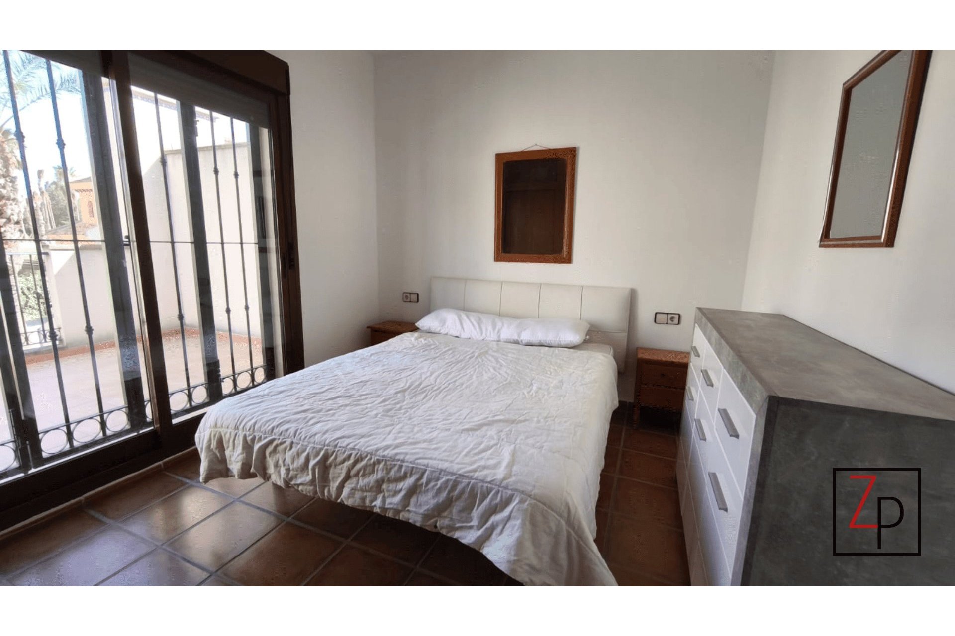 Resale - Villa -
Algorfa - La Finca Golf