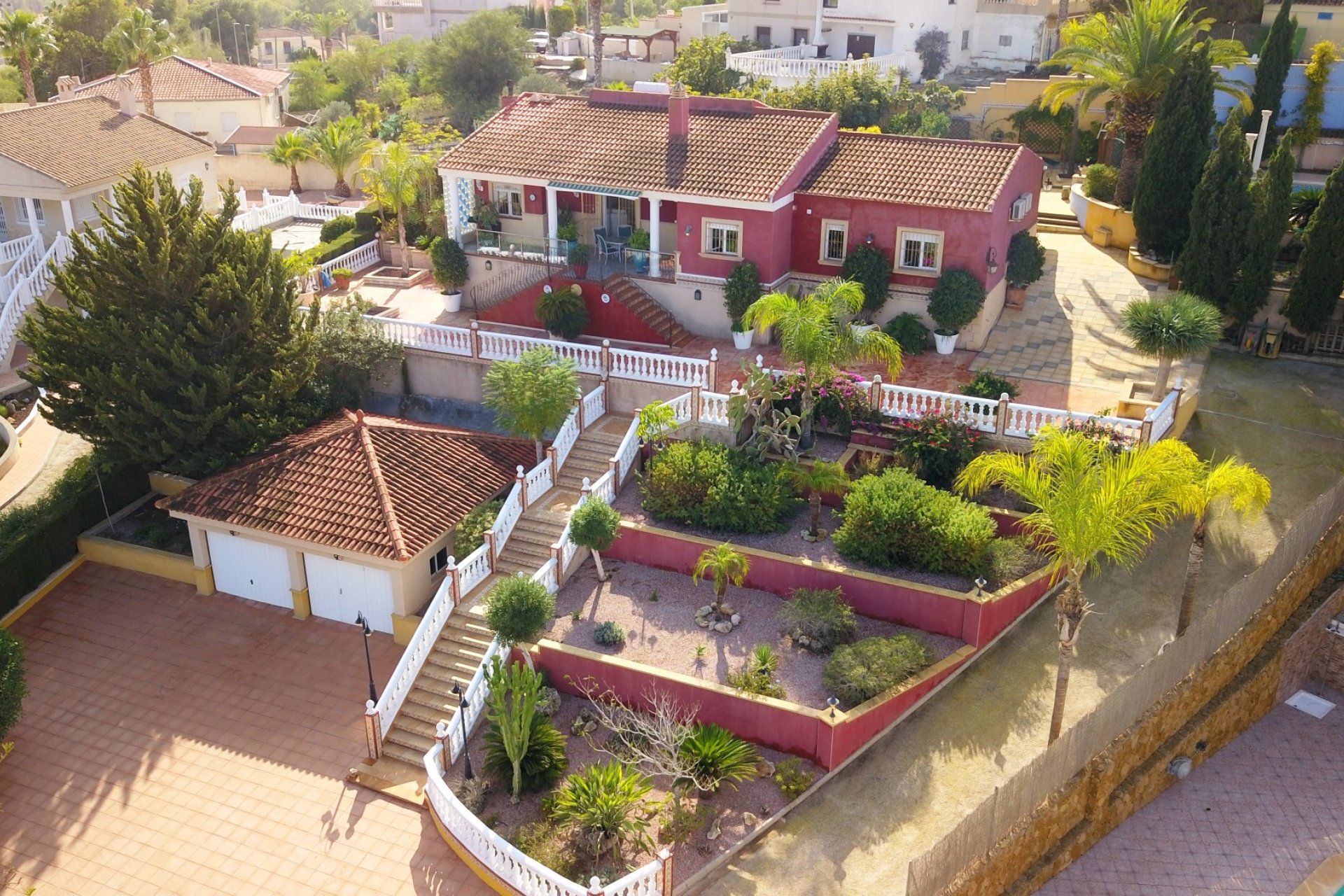 Resale - Villa -
Algorfa - Lomas de La Juliana