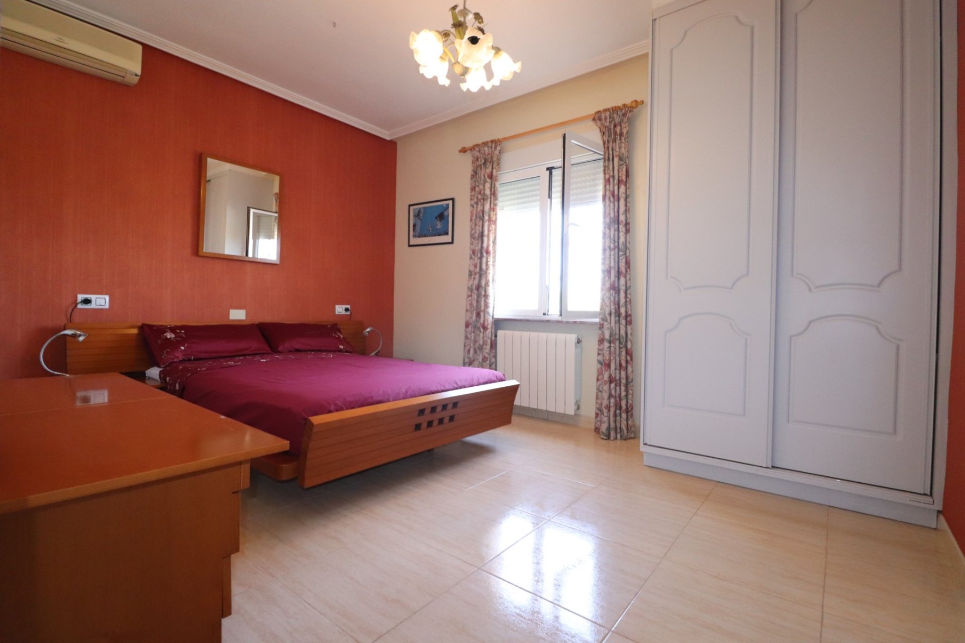 Resale - Villa -
Algorfa - Lomas de La Juliana