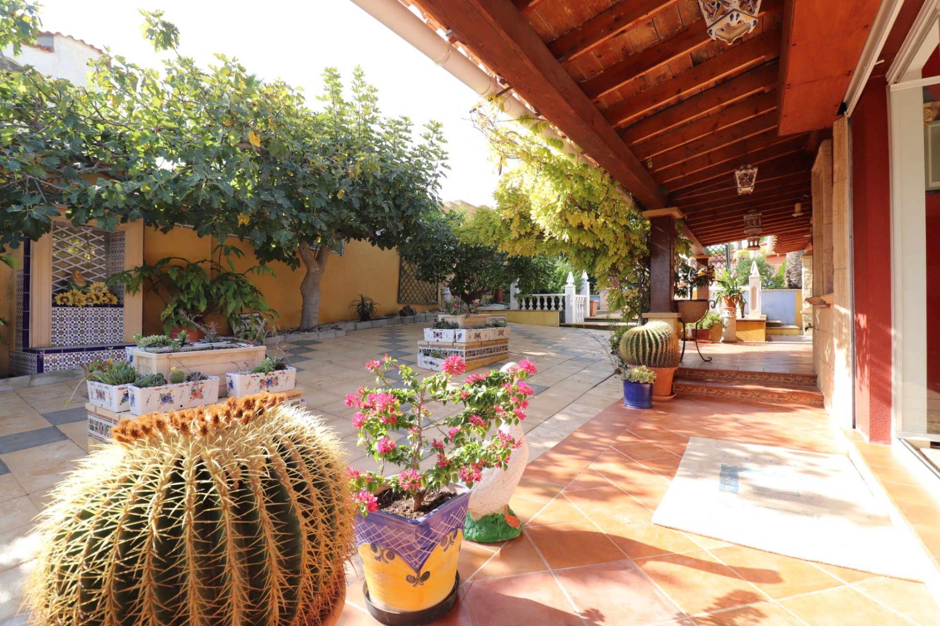 Resale - Villa -
Algorfa - Lomas de La Juliana