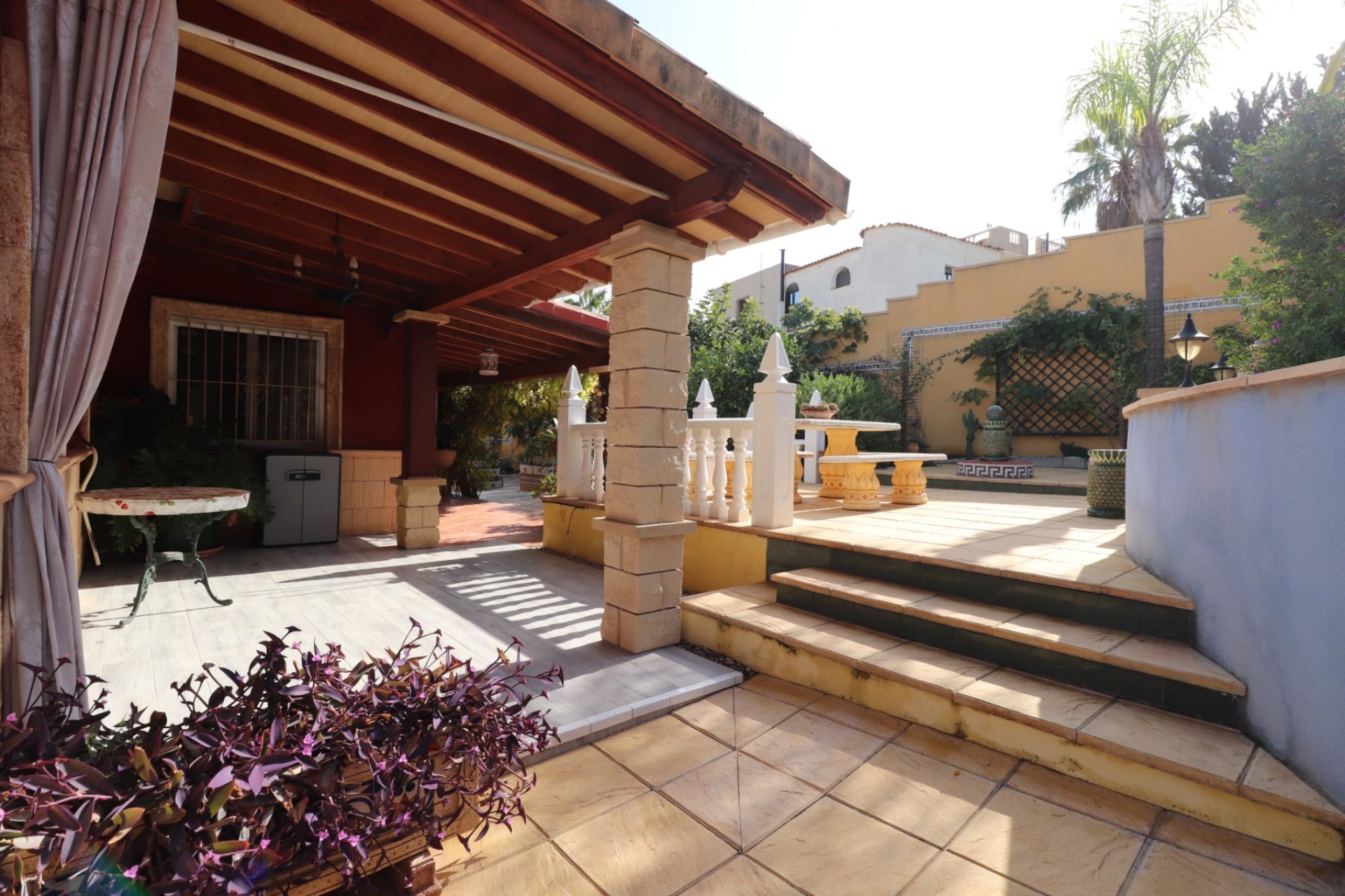 Resale - Villa -
Algorfa - Lomas de La Juliana