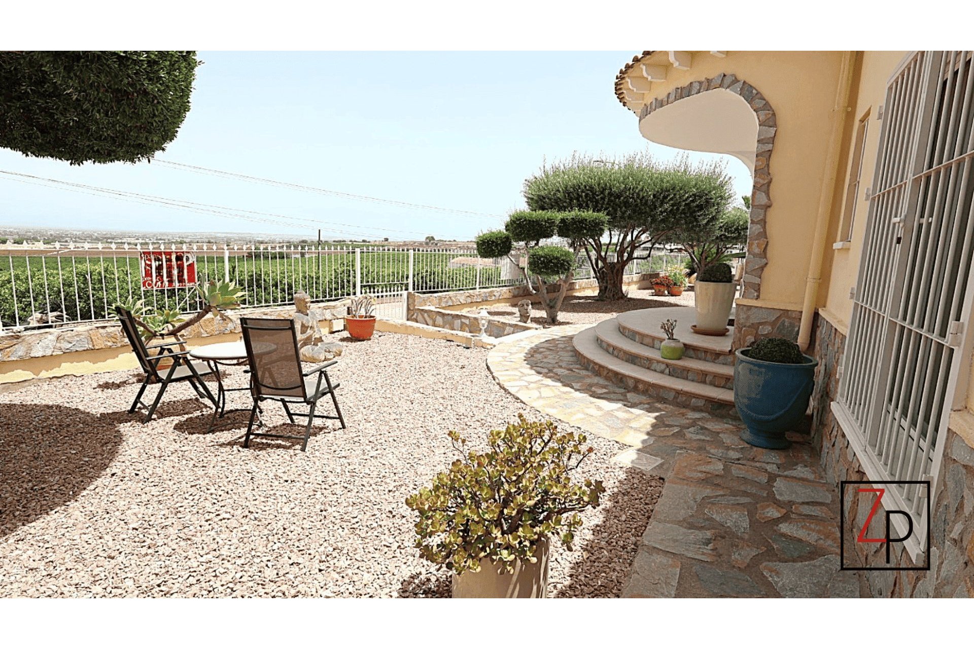 Resale - Villa -
Algorfa - Lomas De La Juliana