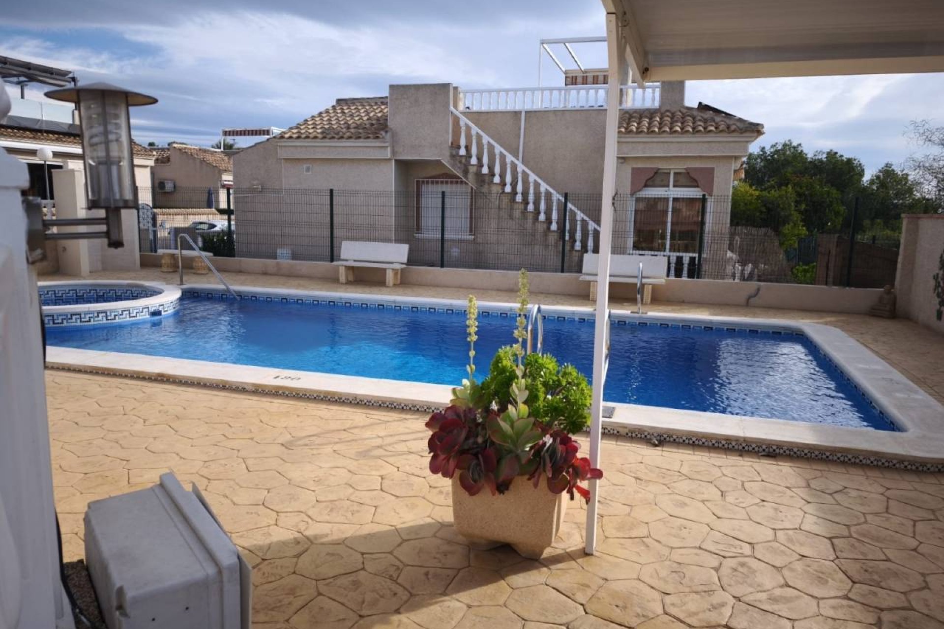 Resale - Villa -
Algorfa - Montemar