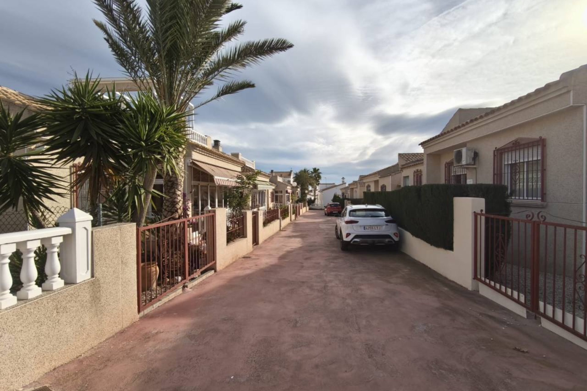 Resale - Villa -
Algorfa - Montemar