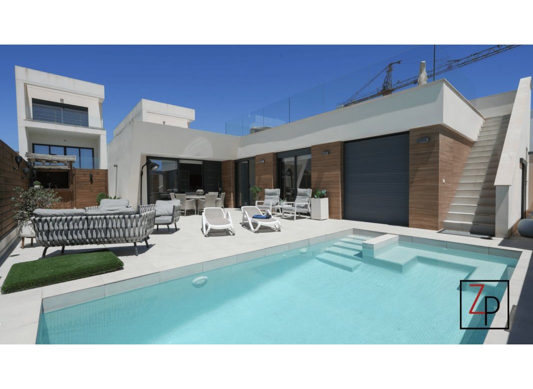Resale - Villa -
Benijofar - Pueblo