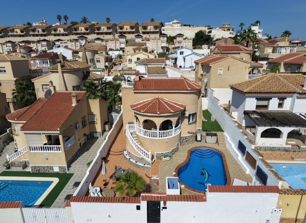 Resale - Villa -
Ciudad Quesada - La Marquesa Golf