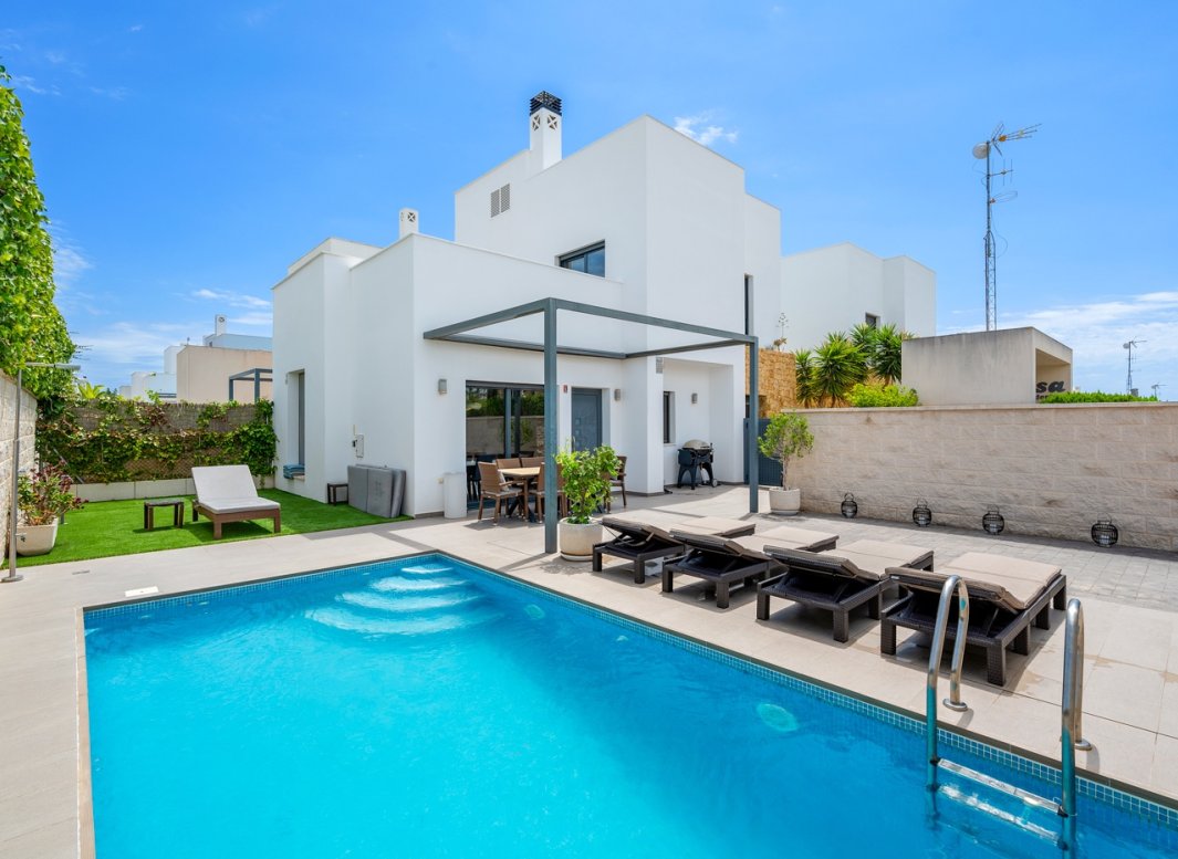 Resale - Villa -
Ciudad Quesada - Rojales
