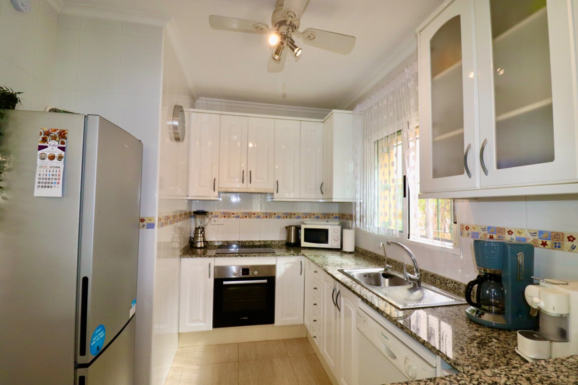 Resale - Villa -
Guardamar del Segura - El Raso