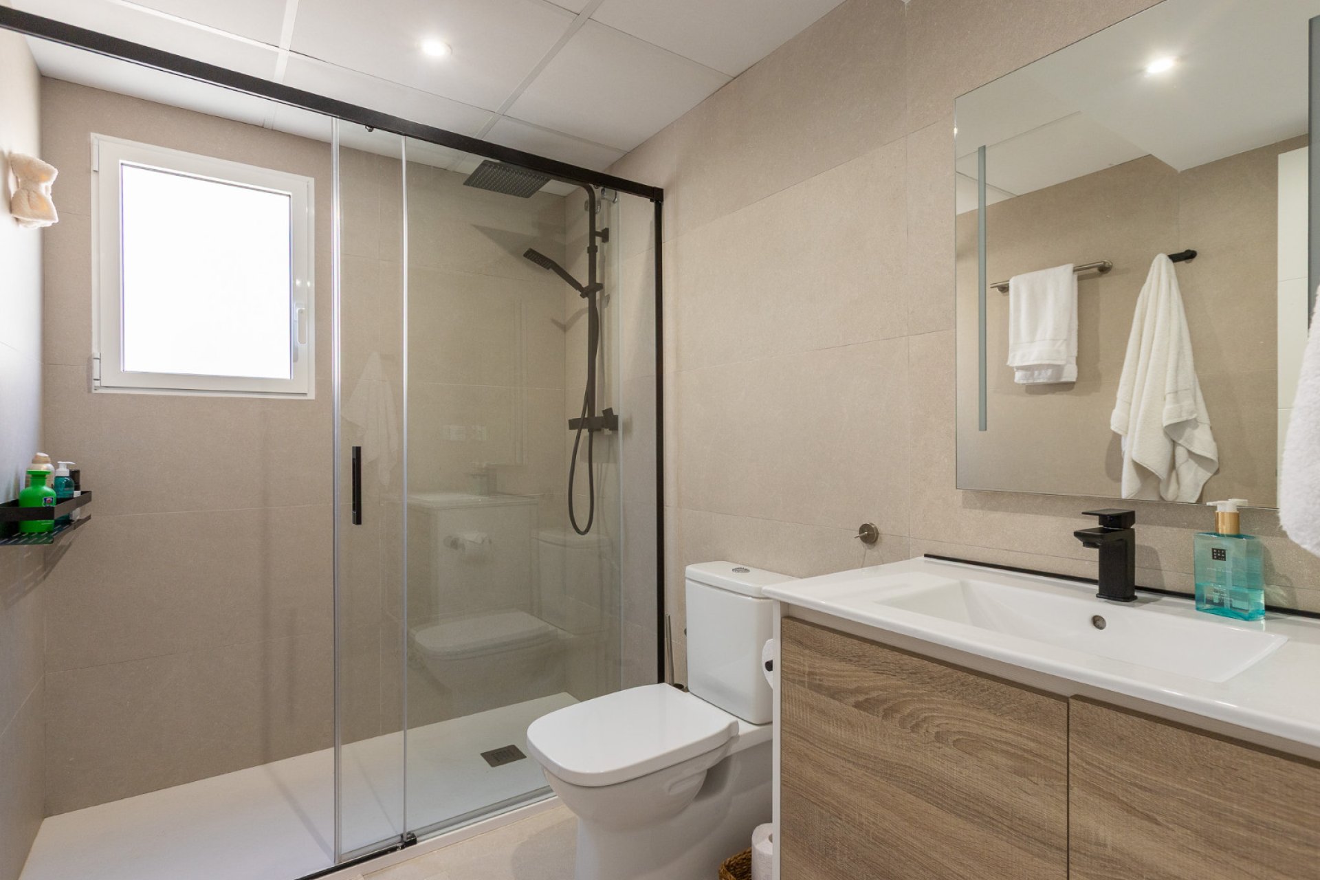 Resale - Villa -
Los Balcones