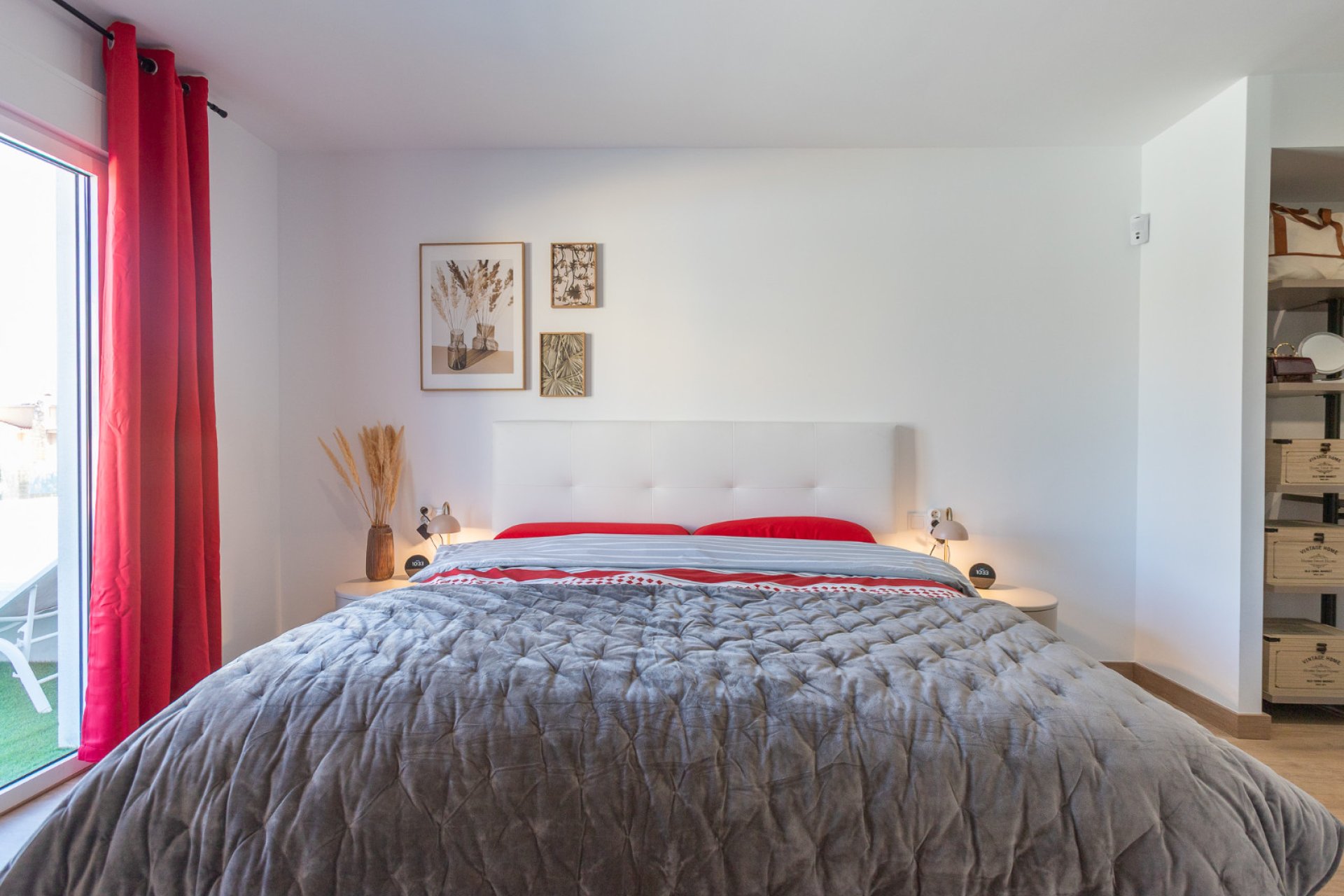 Resale - Villa -
Los Balcones