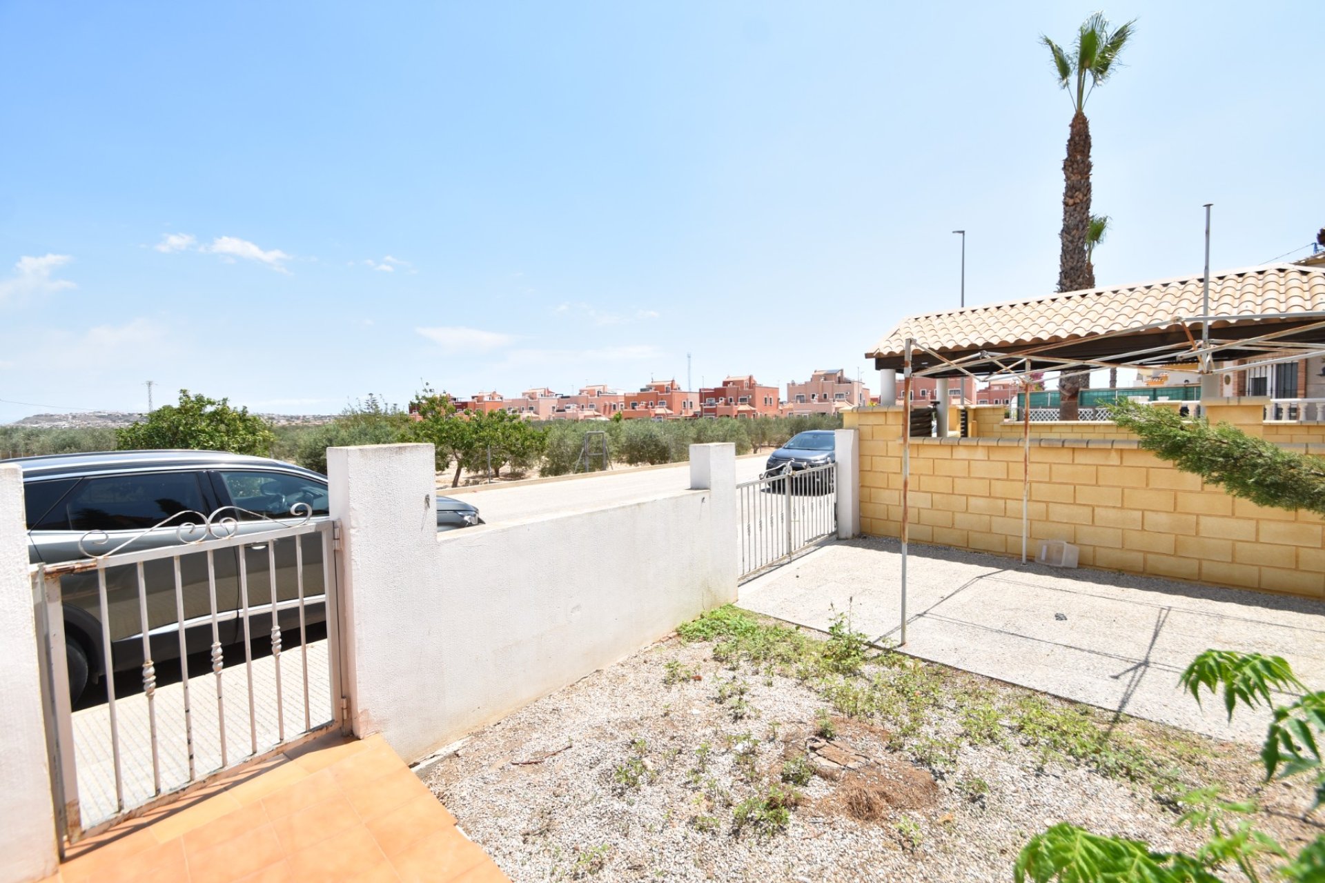 Resale - Villa -
Los Montesinos - La Herrada