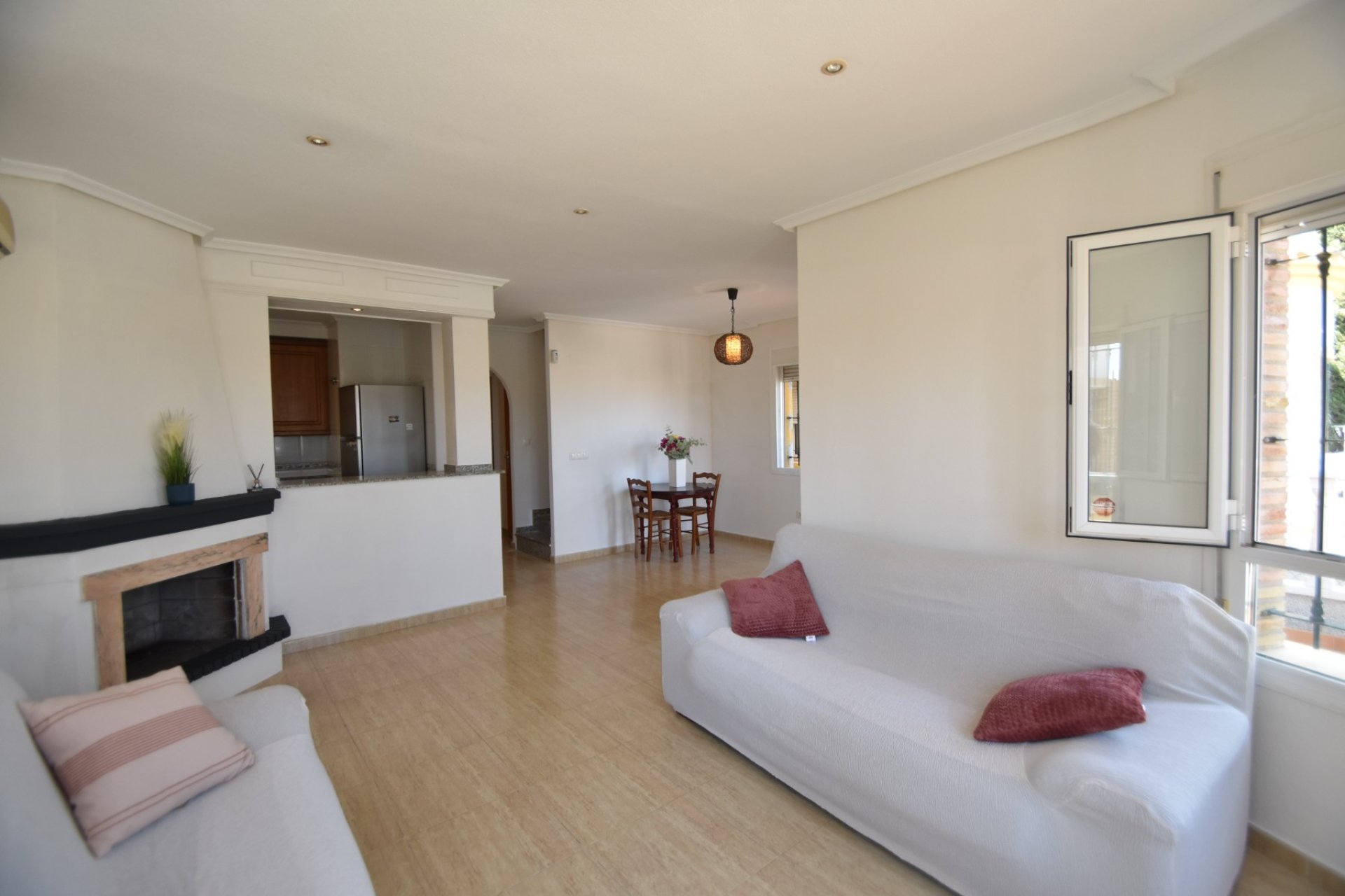 Resale - Villa -
Los Montesinos - La Herrada