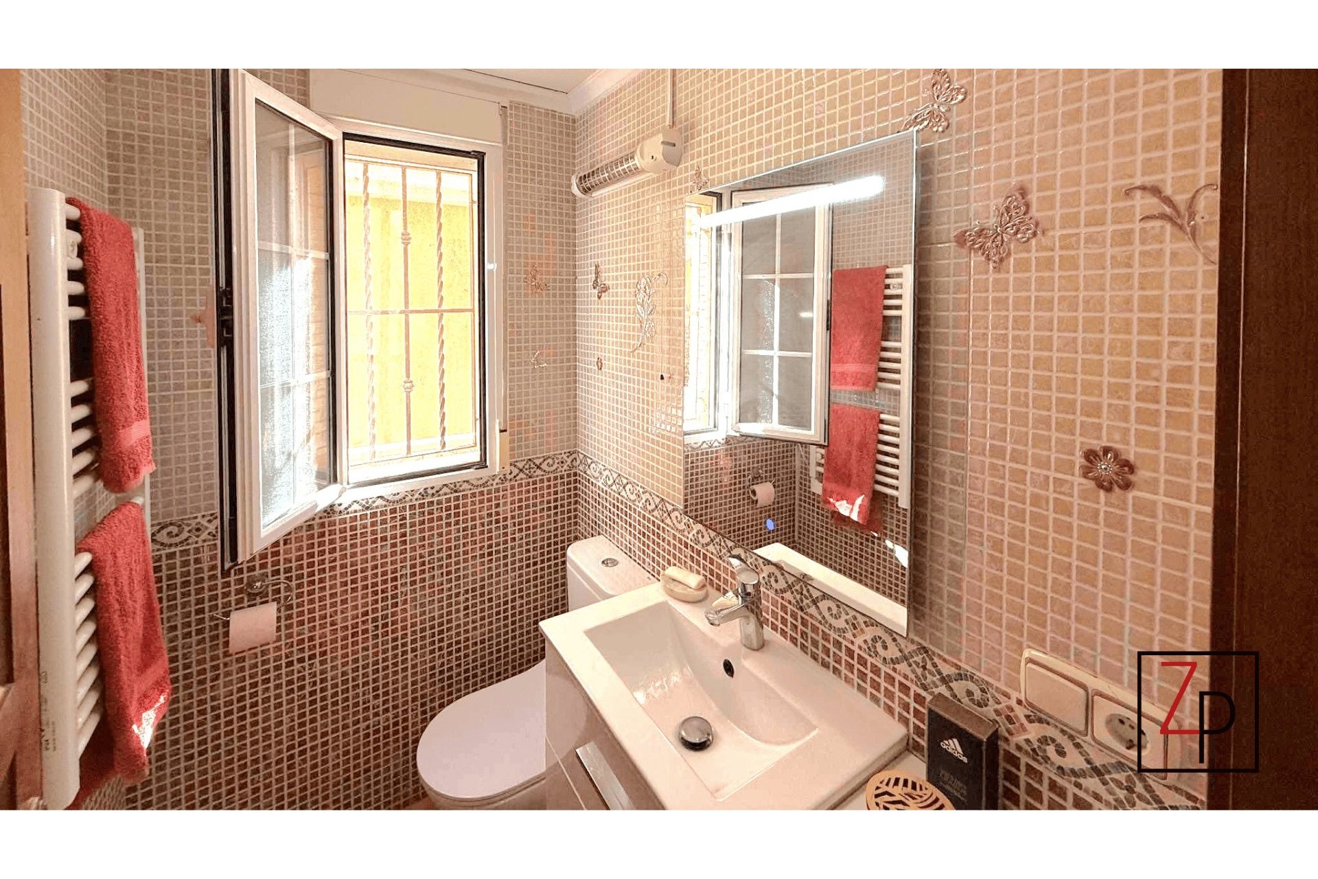 Resale - Villa -
Los Montesinos - La Herrada