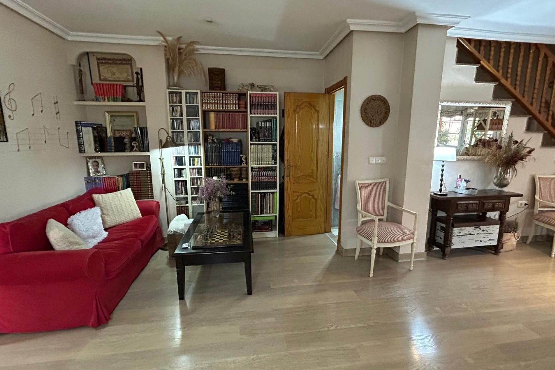 Resale - Villa -
Los Montesinos