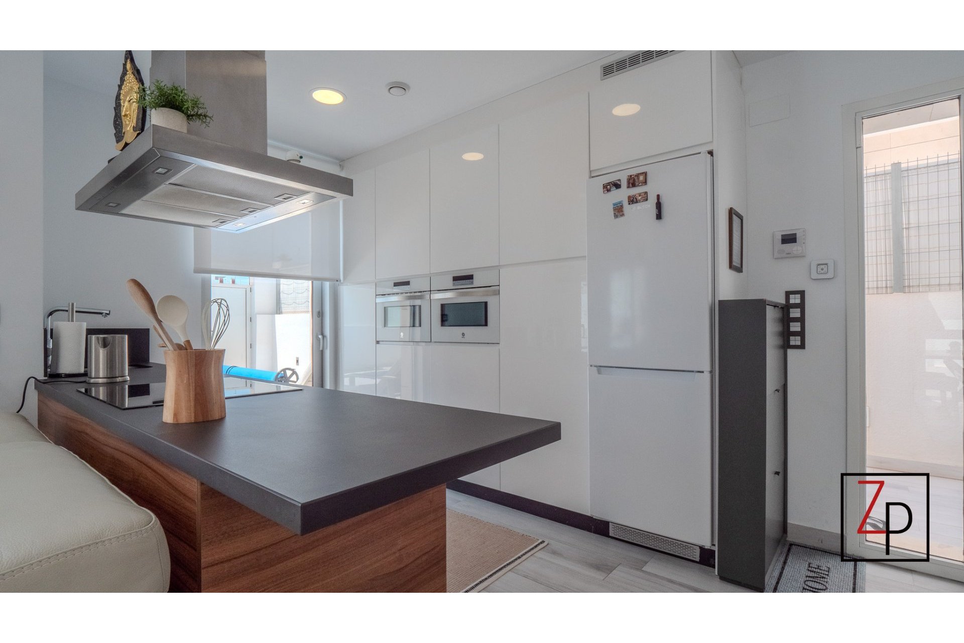 Resale - Villa -
Orihuela Costa - Cabo roig - La Zenia