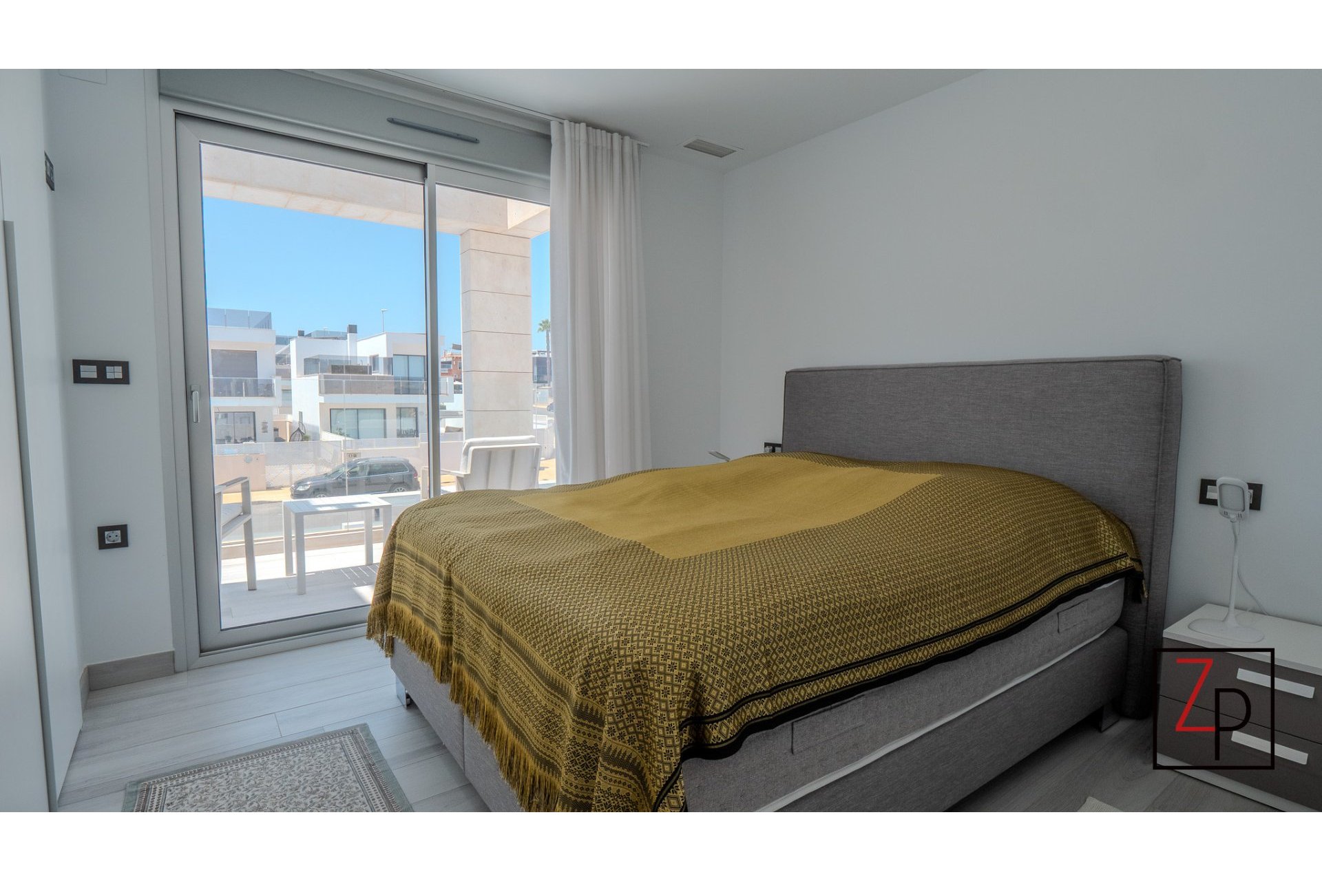 Resale - Villa -
Orihuela Costa - Cabo roig - La Zenia