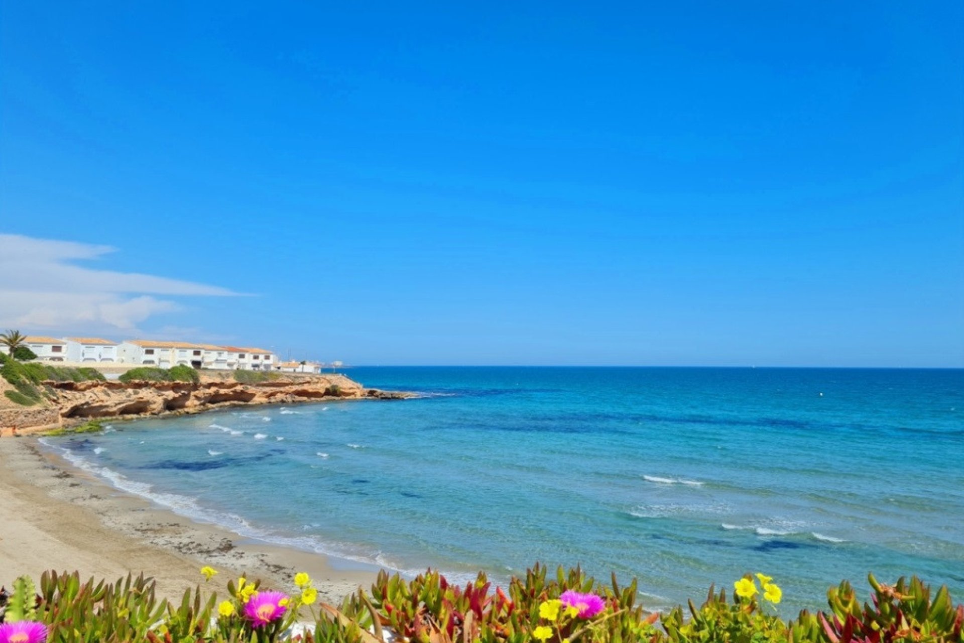 Resale - Villa -
Orihuela Costa - Los Dolses