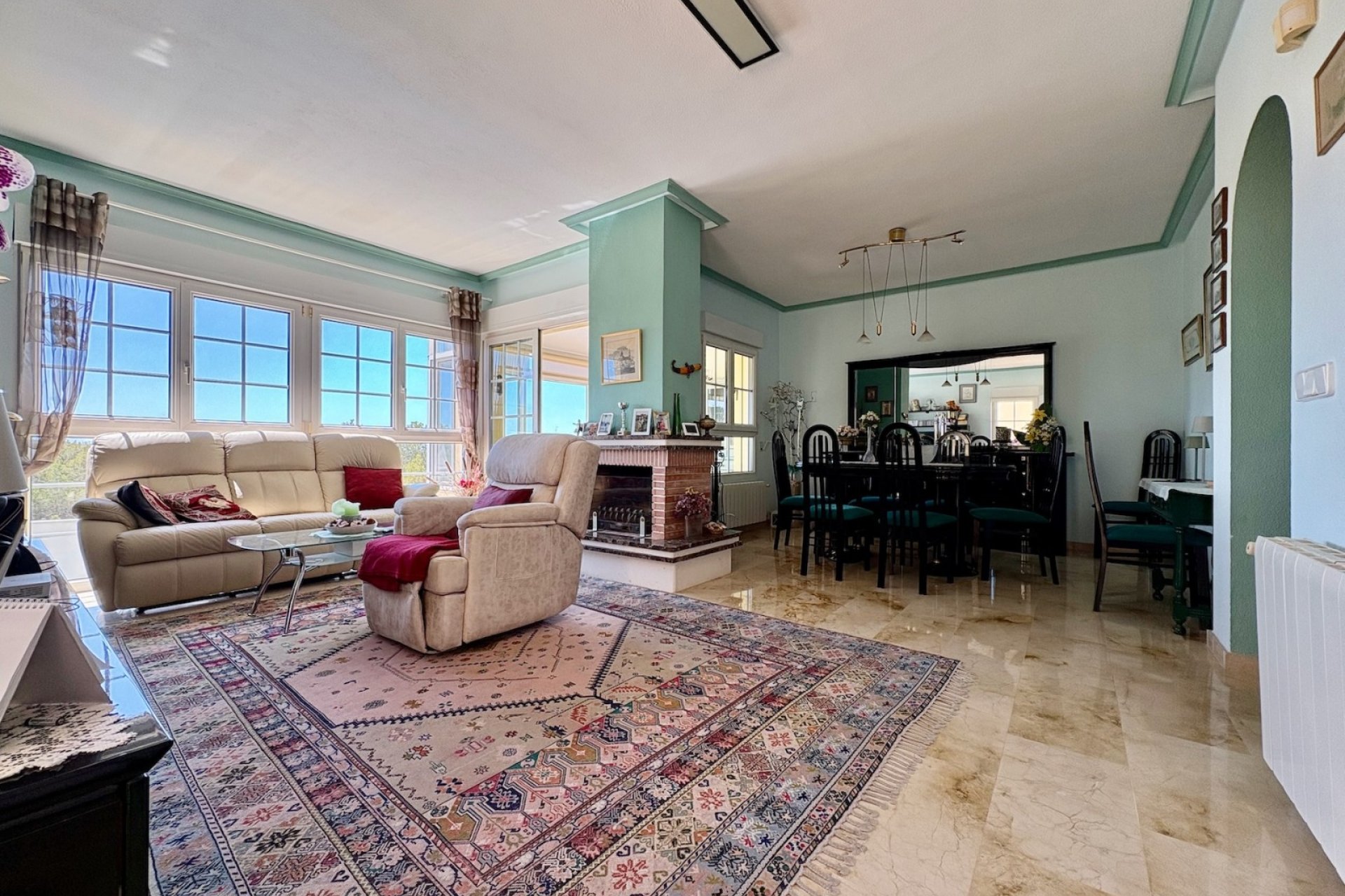 Resale - Villa -
Orihuela Costa - Villamartín