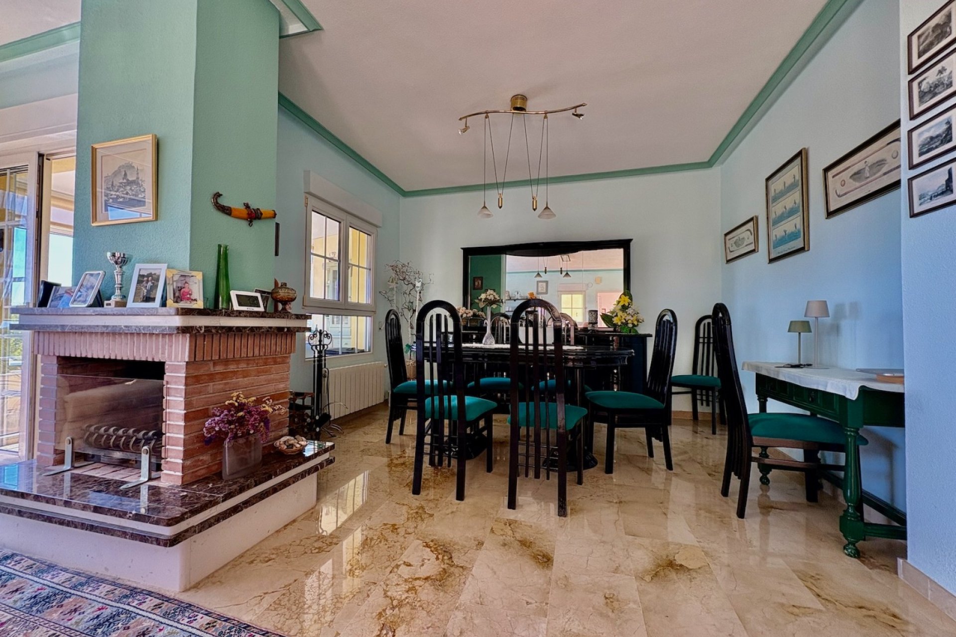 Resale - Villa -
Orihuela Costa - Villamartín