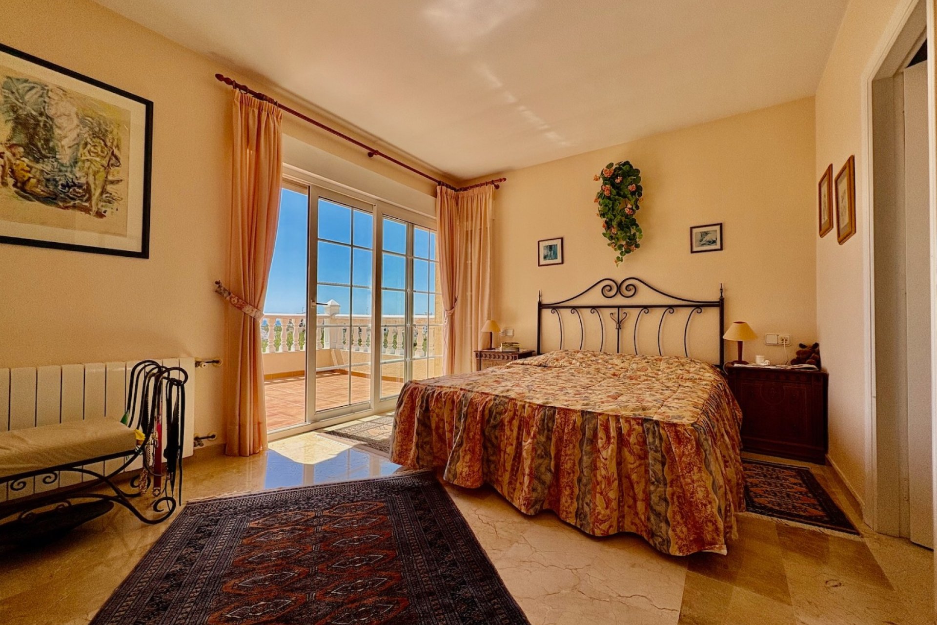 Resale - Villa -
Orihuela Costa - Villamartín