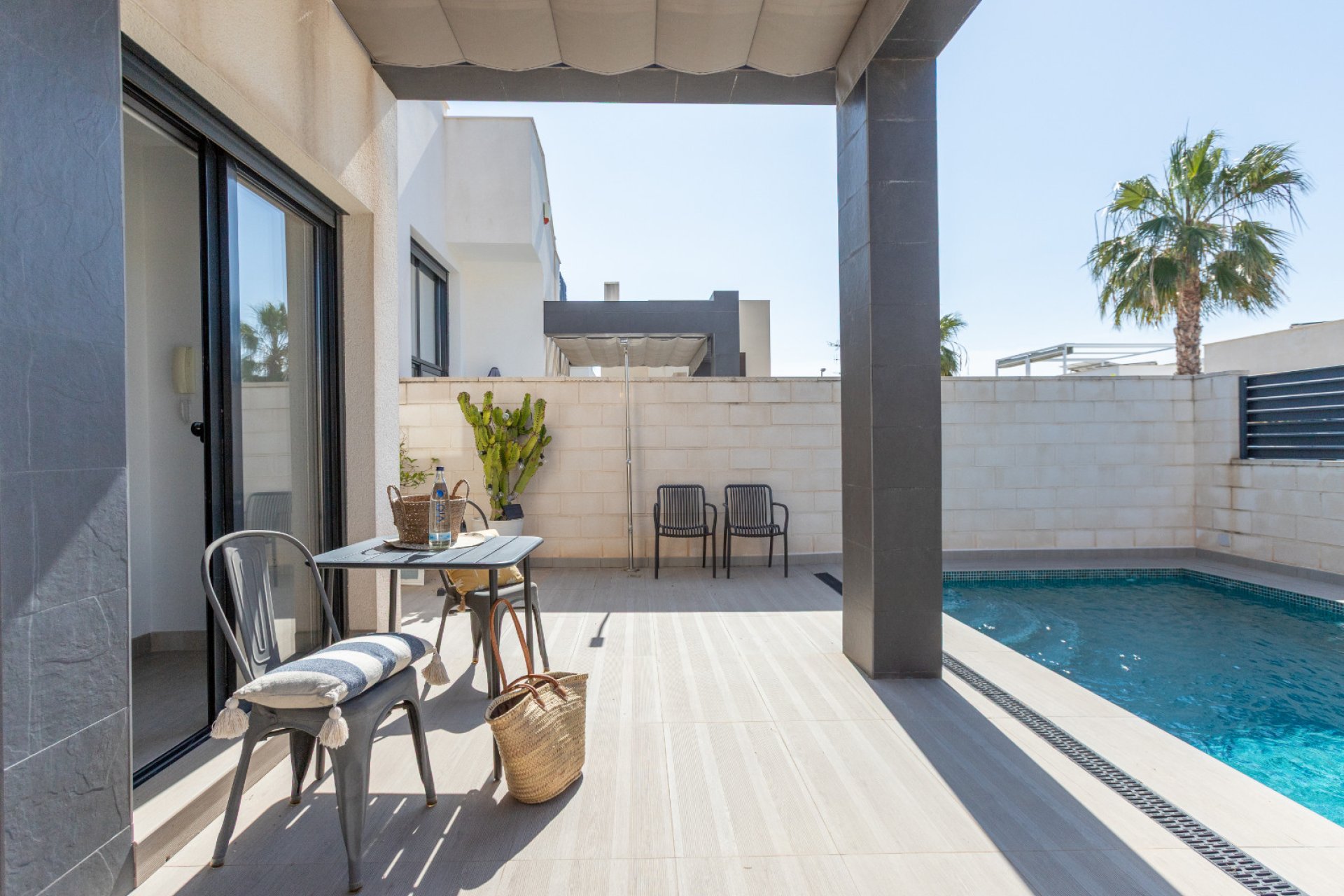 Resale - Villa -
Rojales - Ciudad Quesada