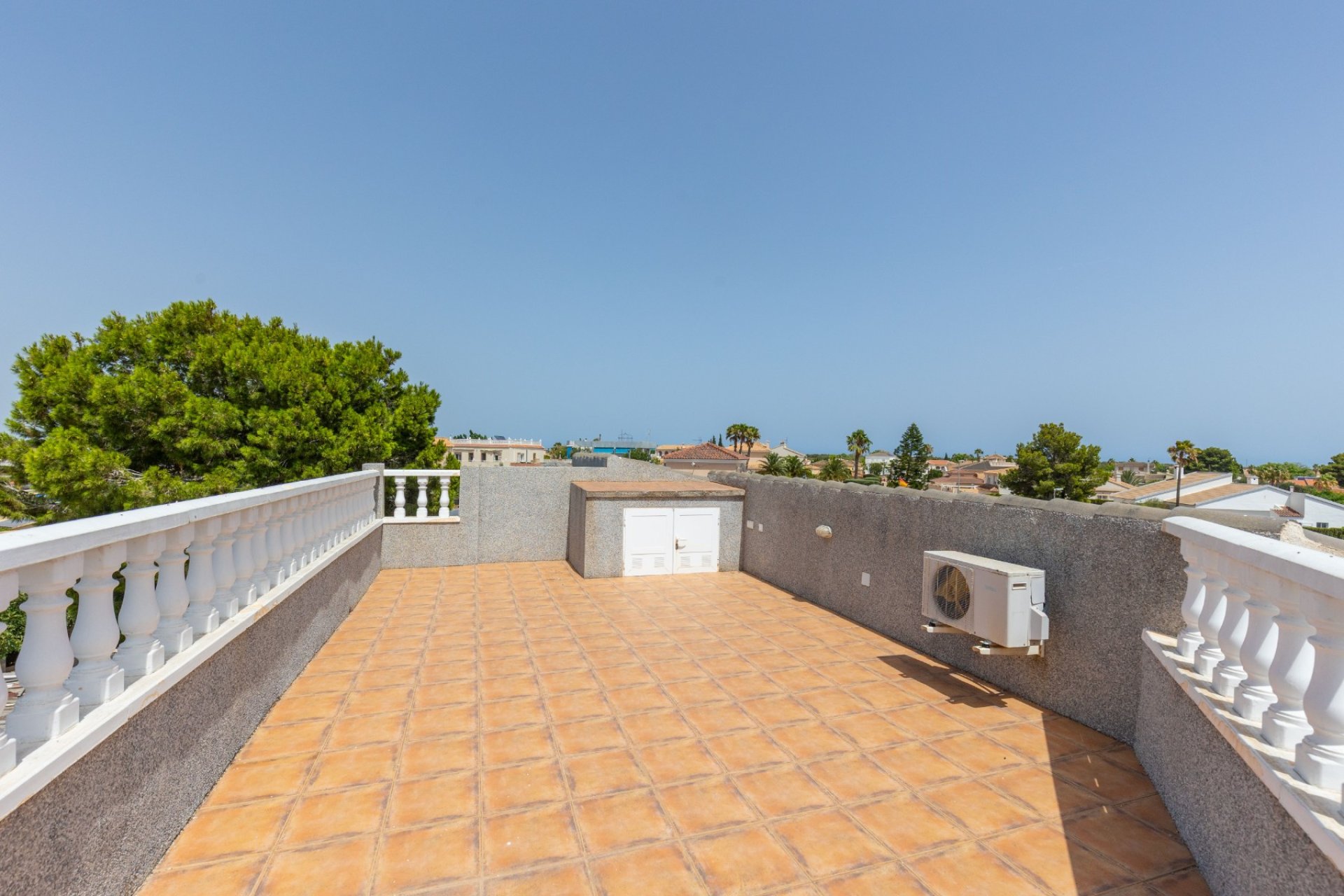 Resale - Villa -
San Fulgencio - La Marina