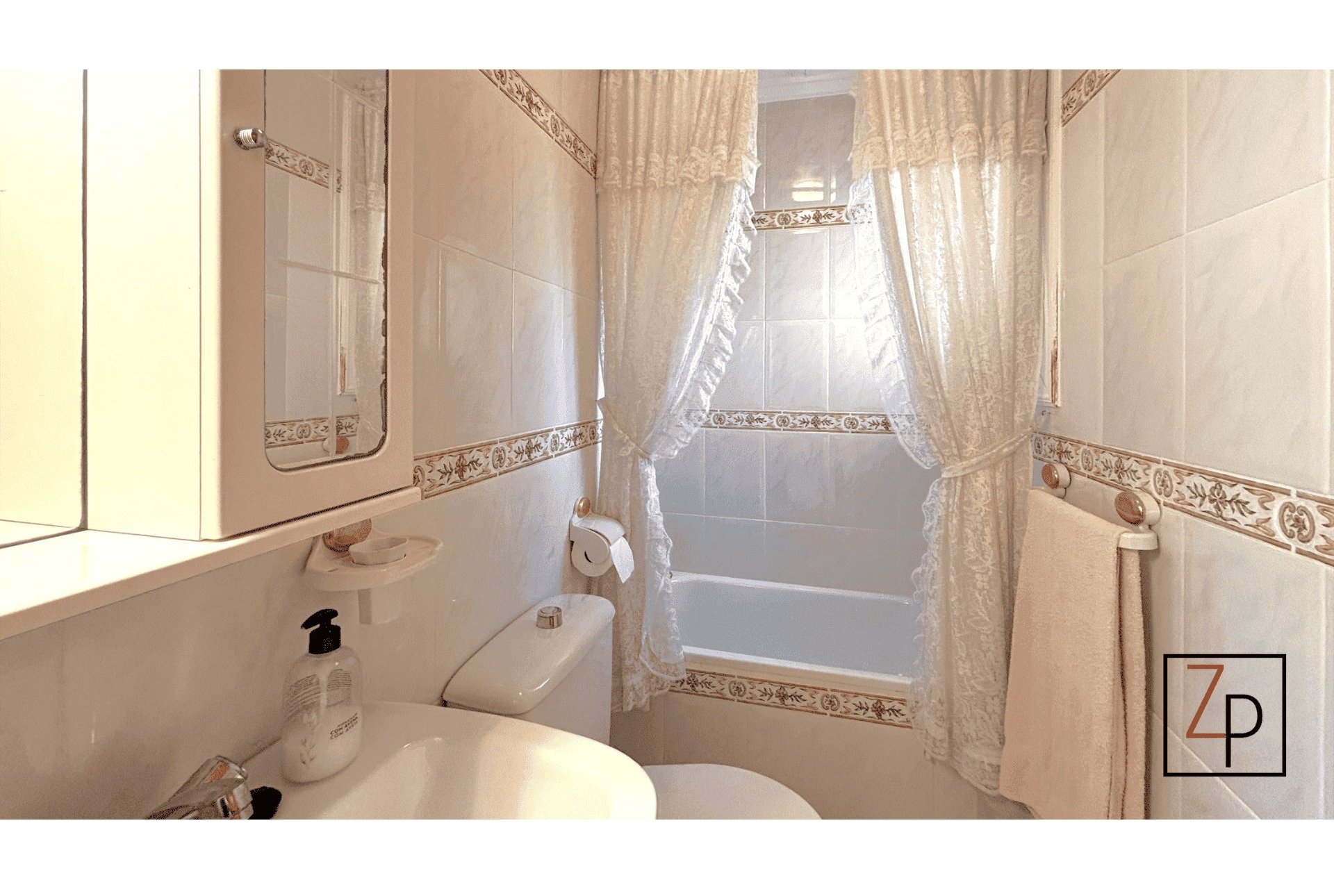 Resale - Villa -
San Fulgencio - urb. La Marina