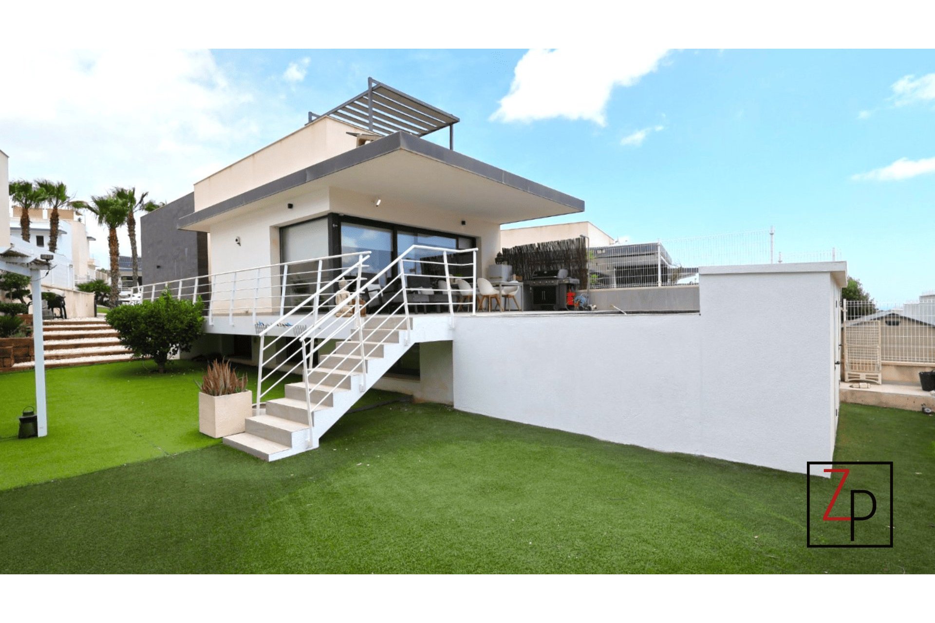 Resale - Villa -
San Miguel de Salinas - La Cañada